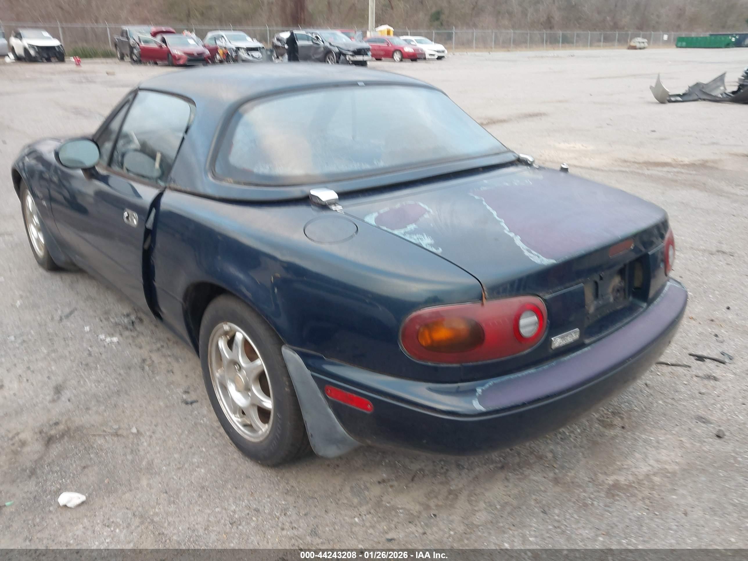 MAZDA MX-5 image 3