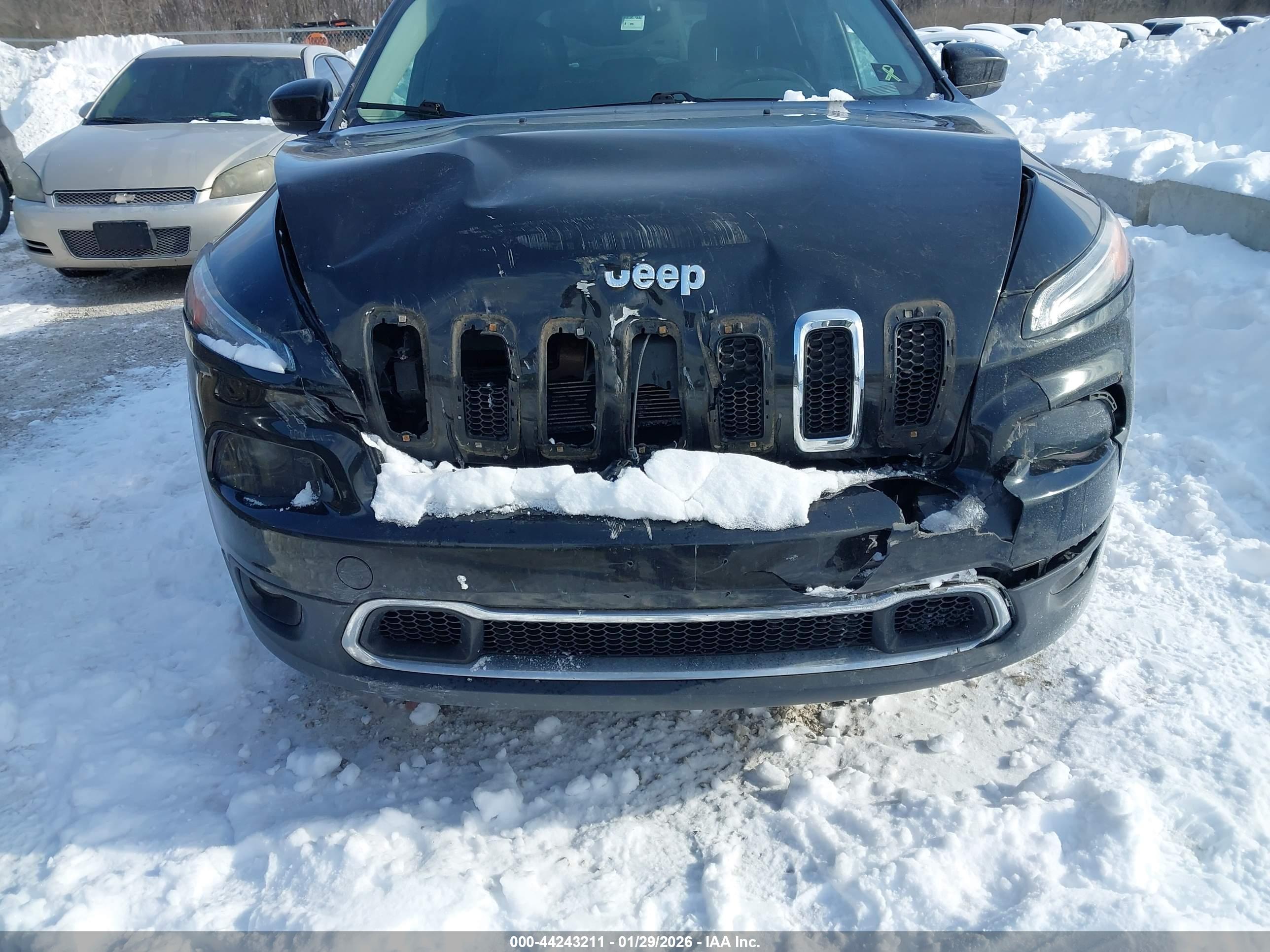 JEEP CHEROKEE image 6