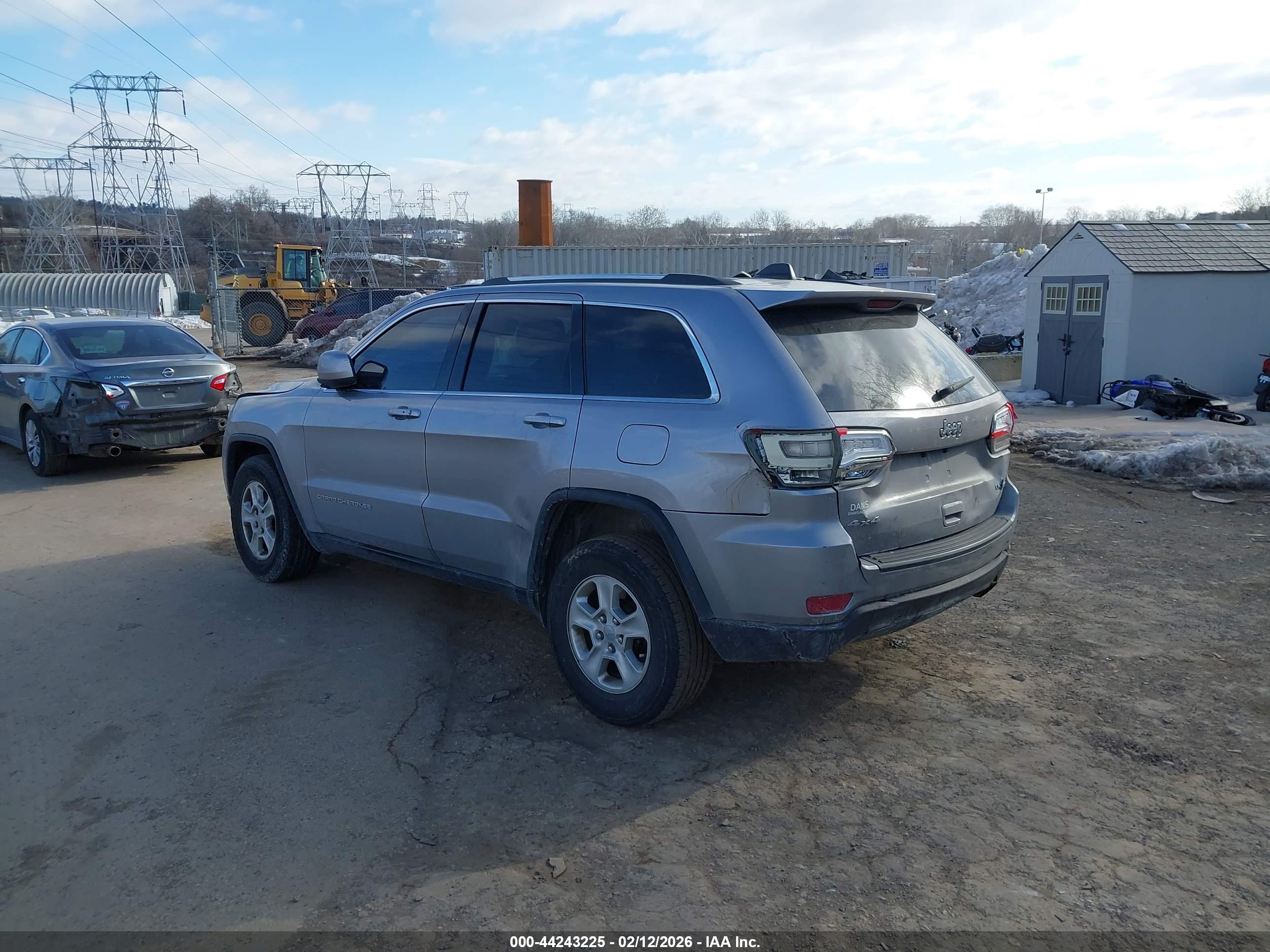 JEEP GRAND image 3