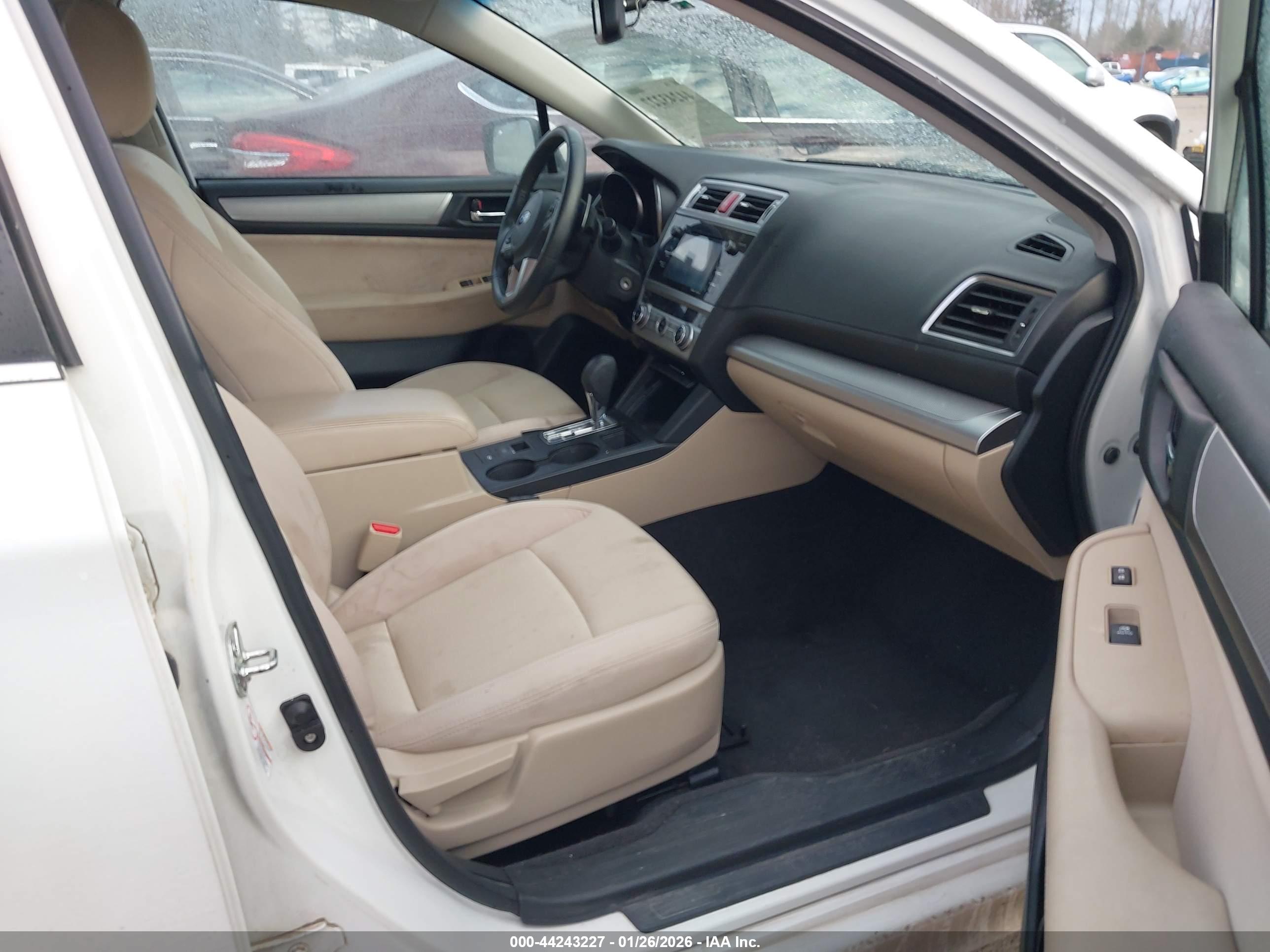 SUBARU LEGACY image 5