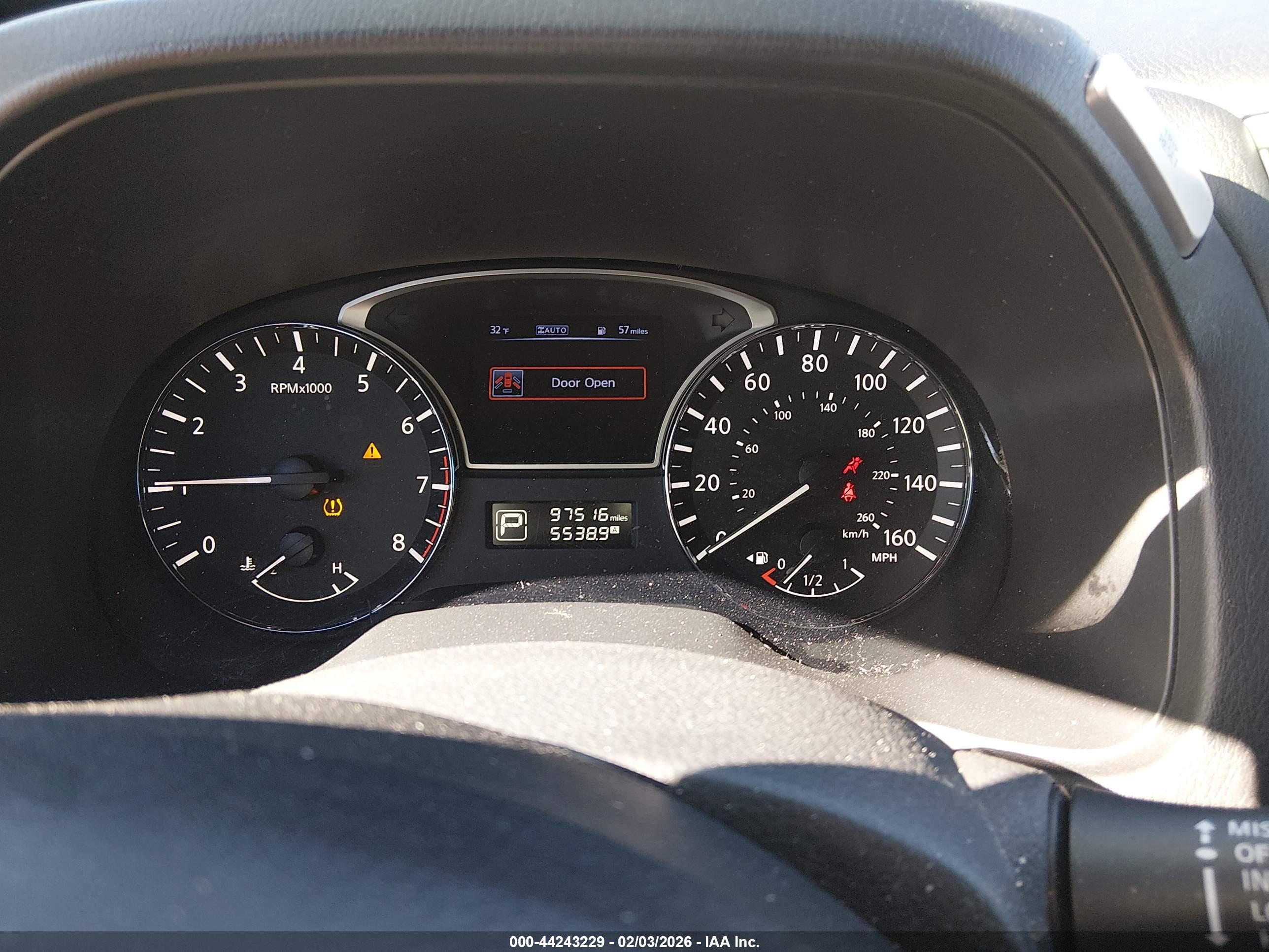 NISSAN PATHFINDER image 7