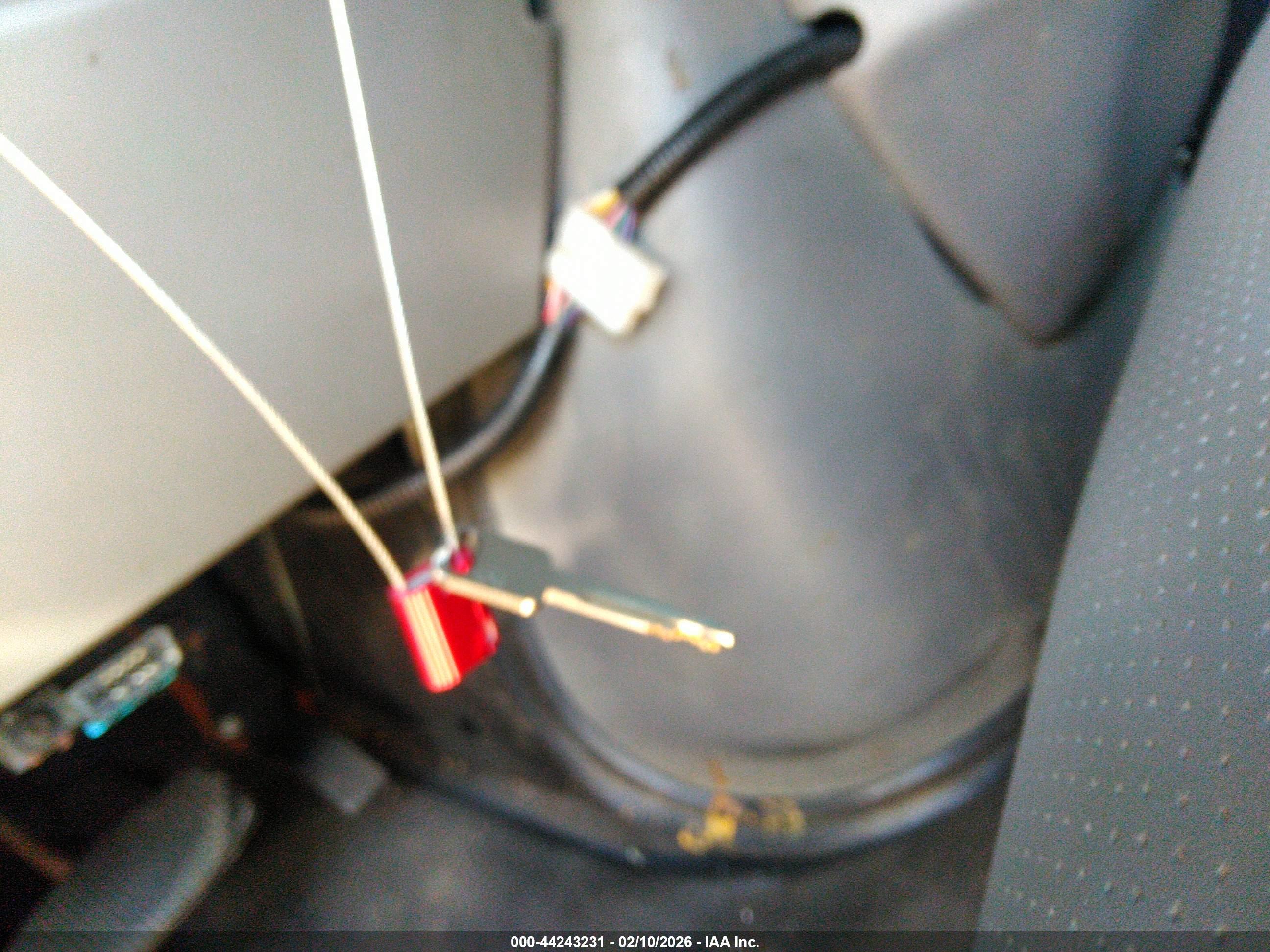 FORD E-350 image 11