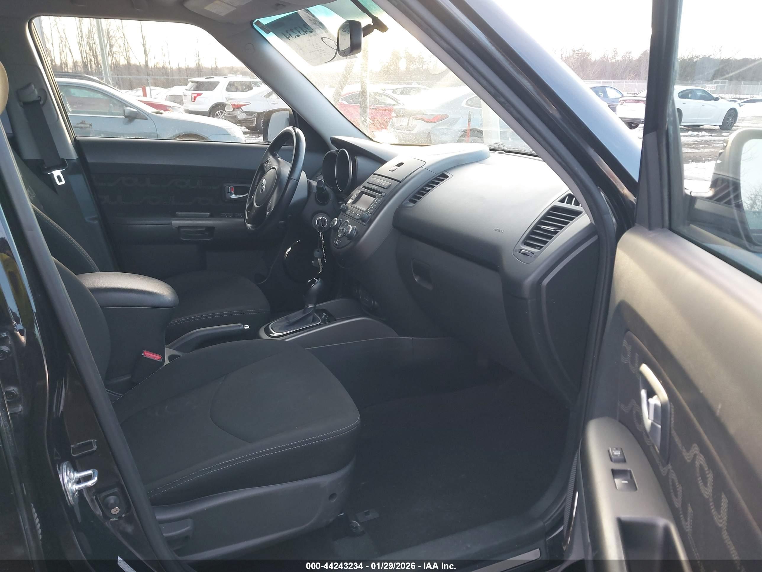 KIA SOUL image 5
