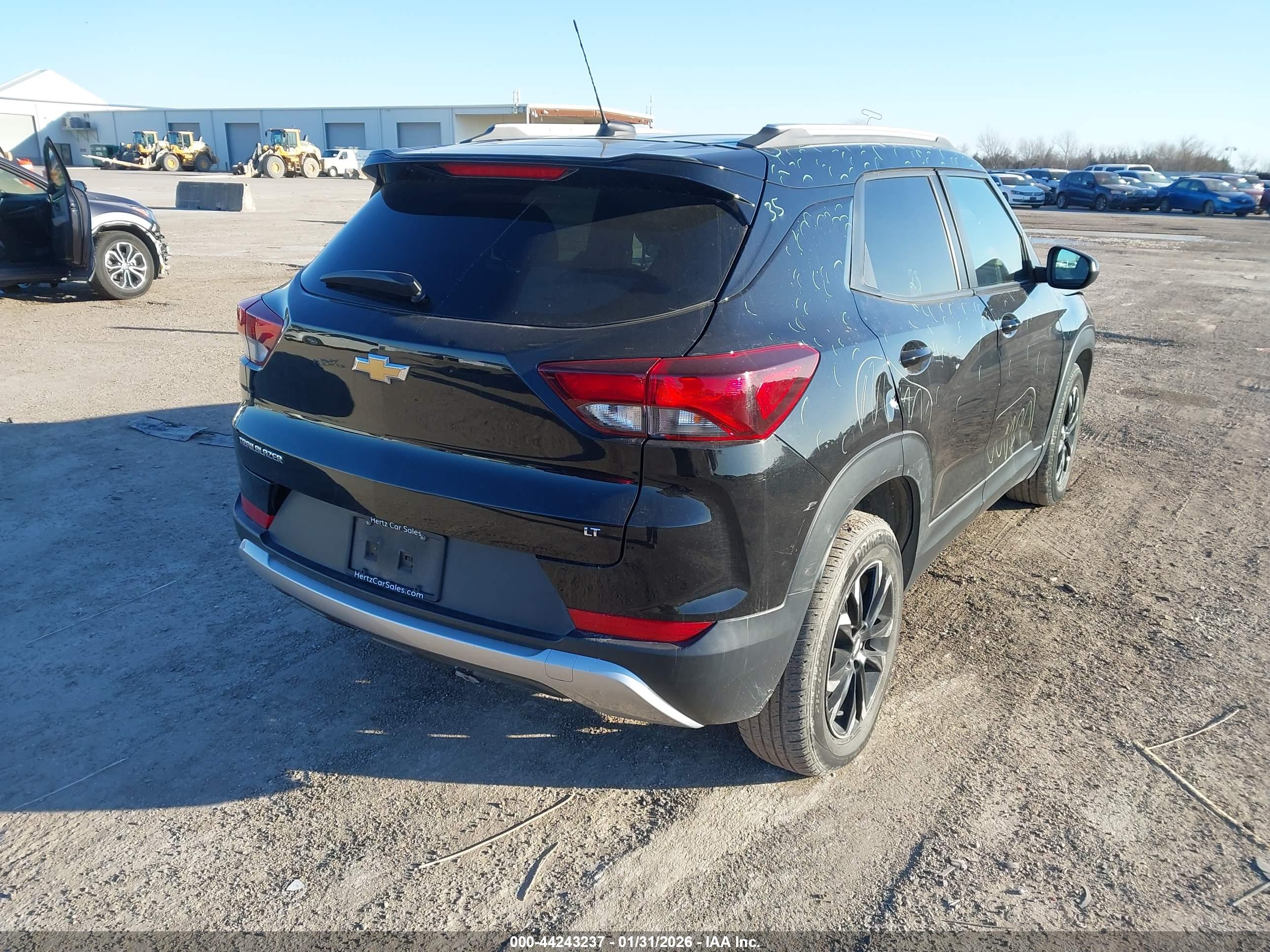 CHEVROLET TRAILBLAZER image 4