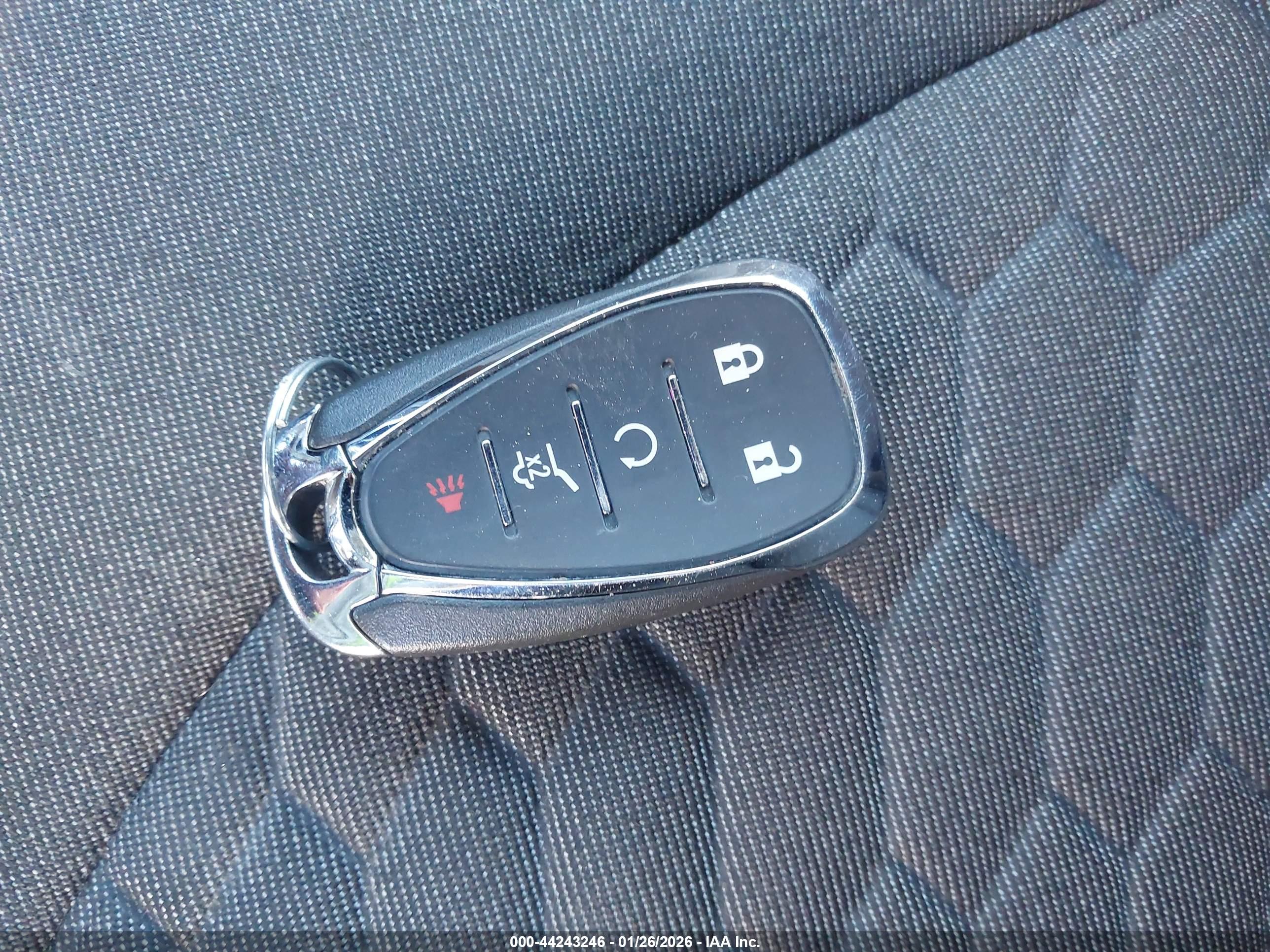 CHEVROLET EQUINOX image 11