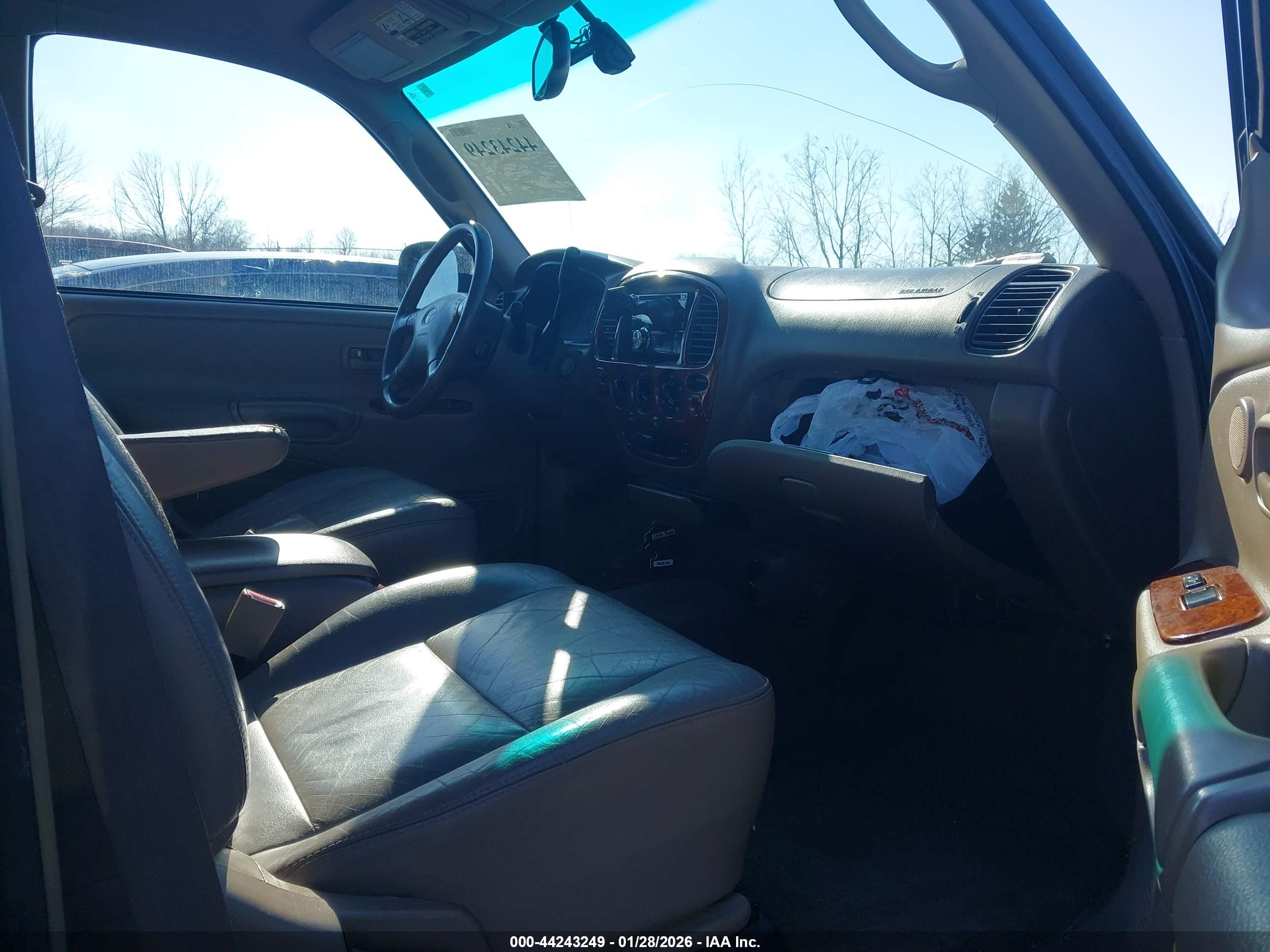 TOYOTA TUNDRA image 5