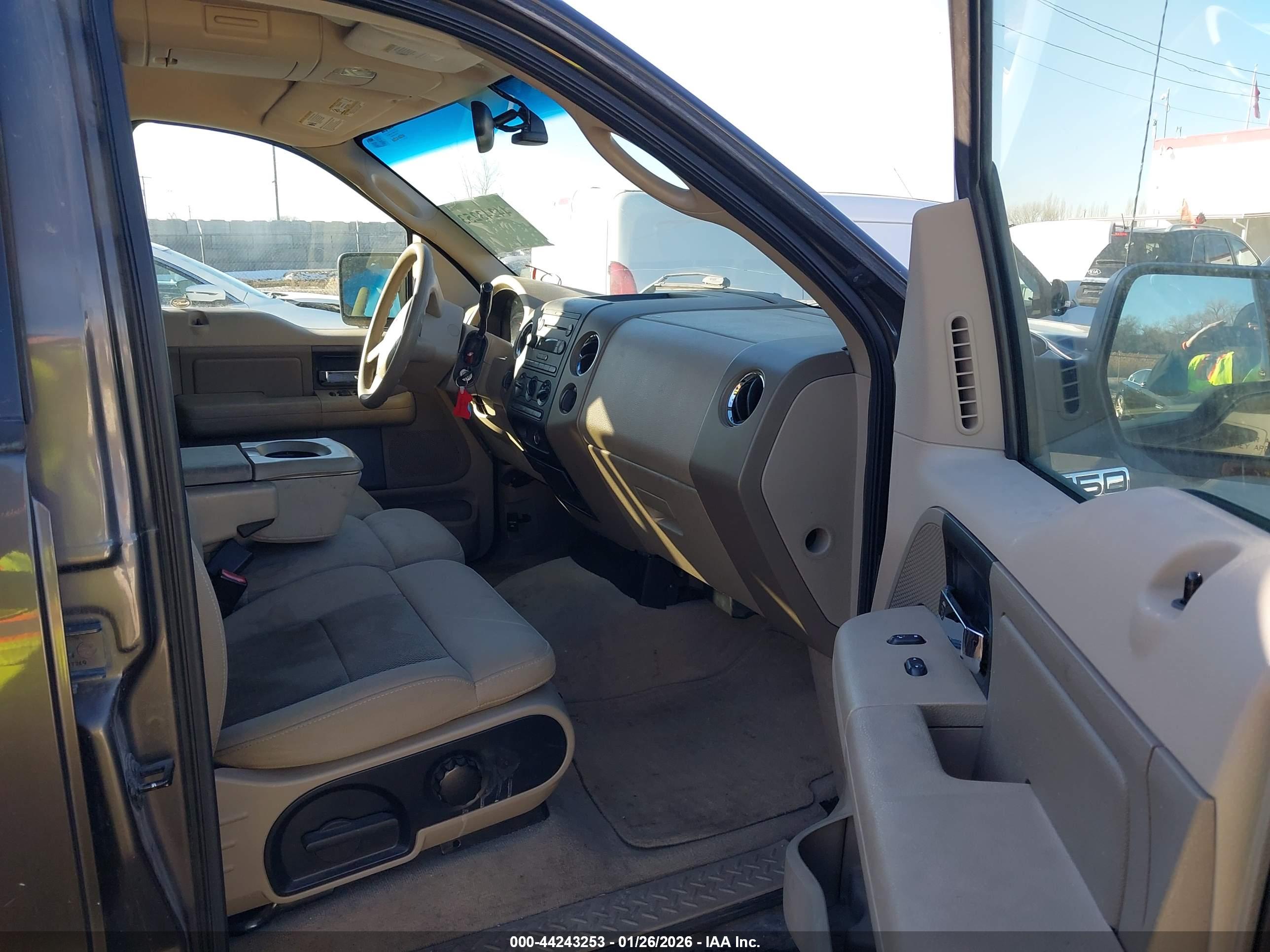 FORD F-150 image 5