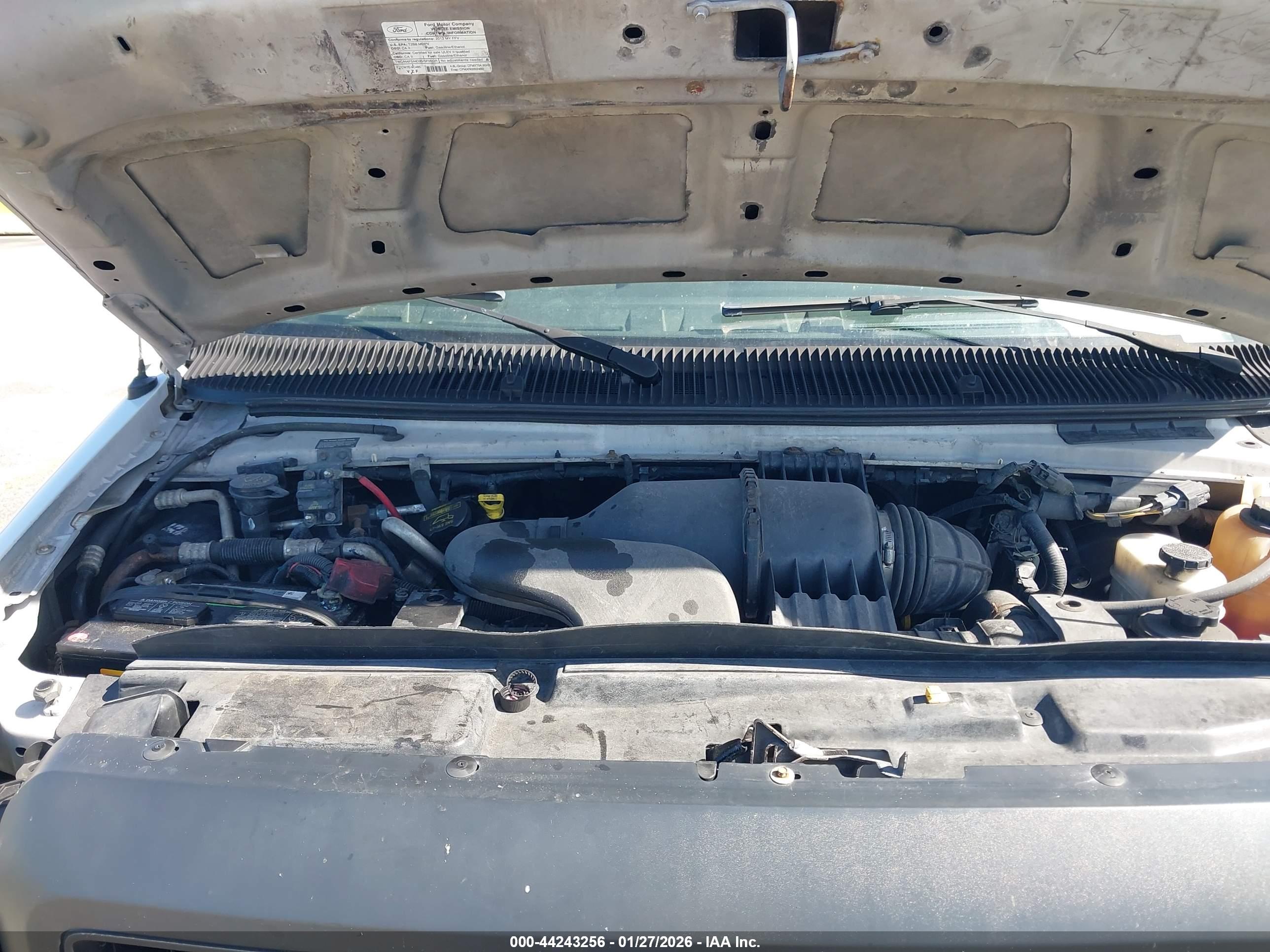 FORD E-250 image 10