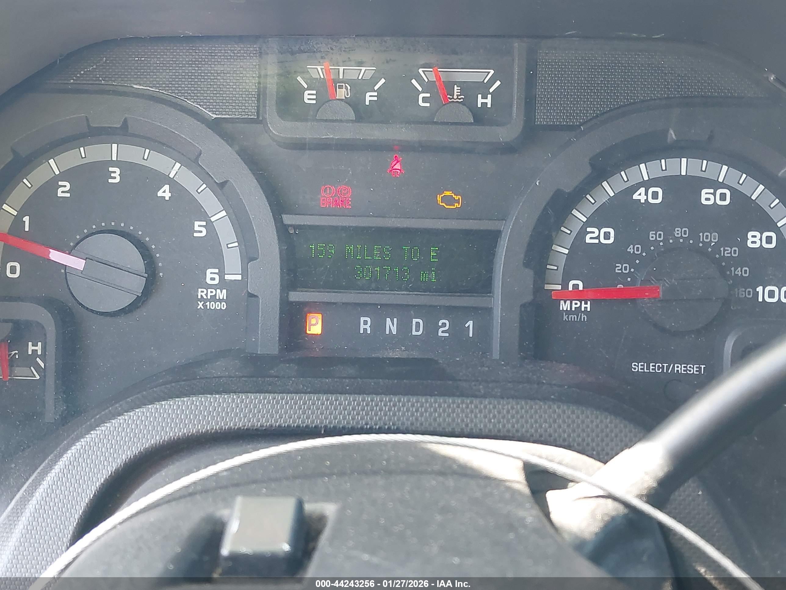 FORD E-250 image 7