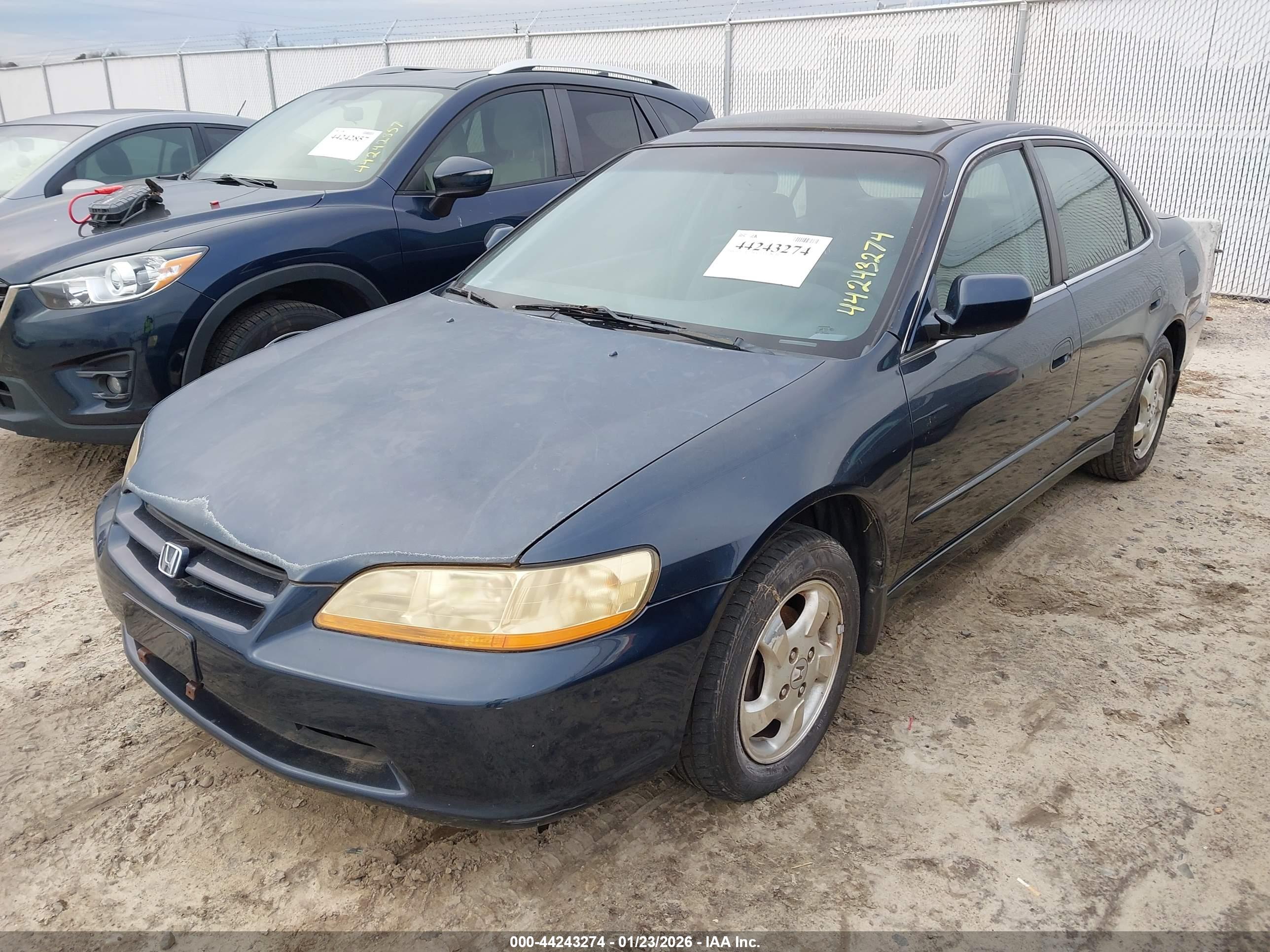 HONDA ACCORD image 2
