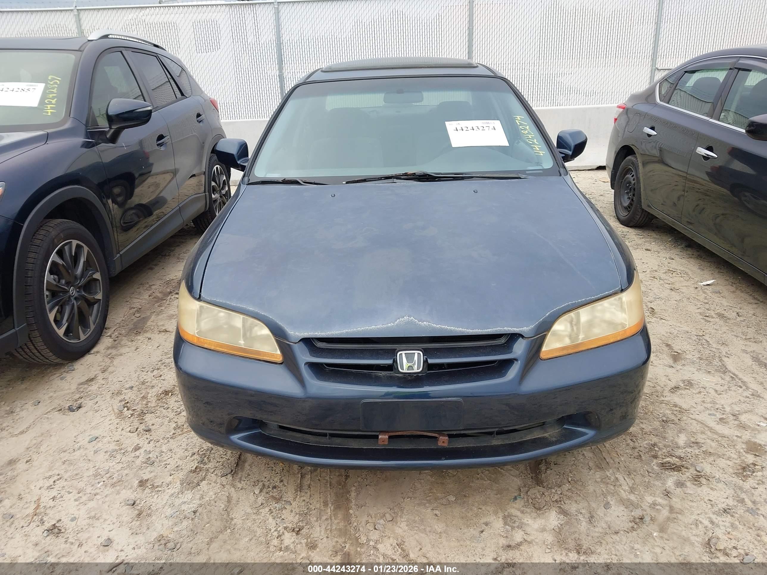 HONDA ACCORD image 6