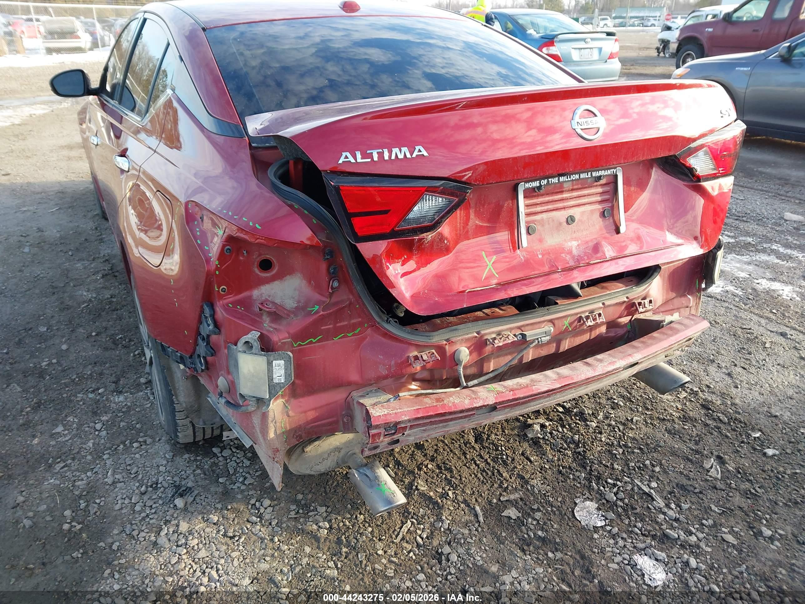 NISSAN ALTIMA image 6