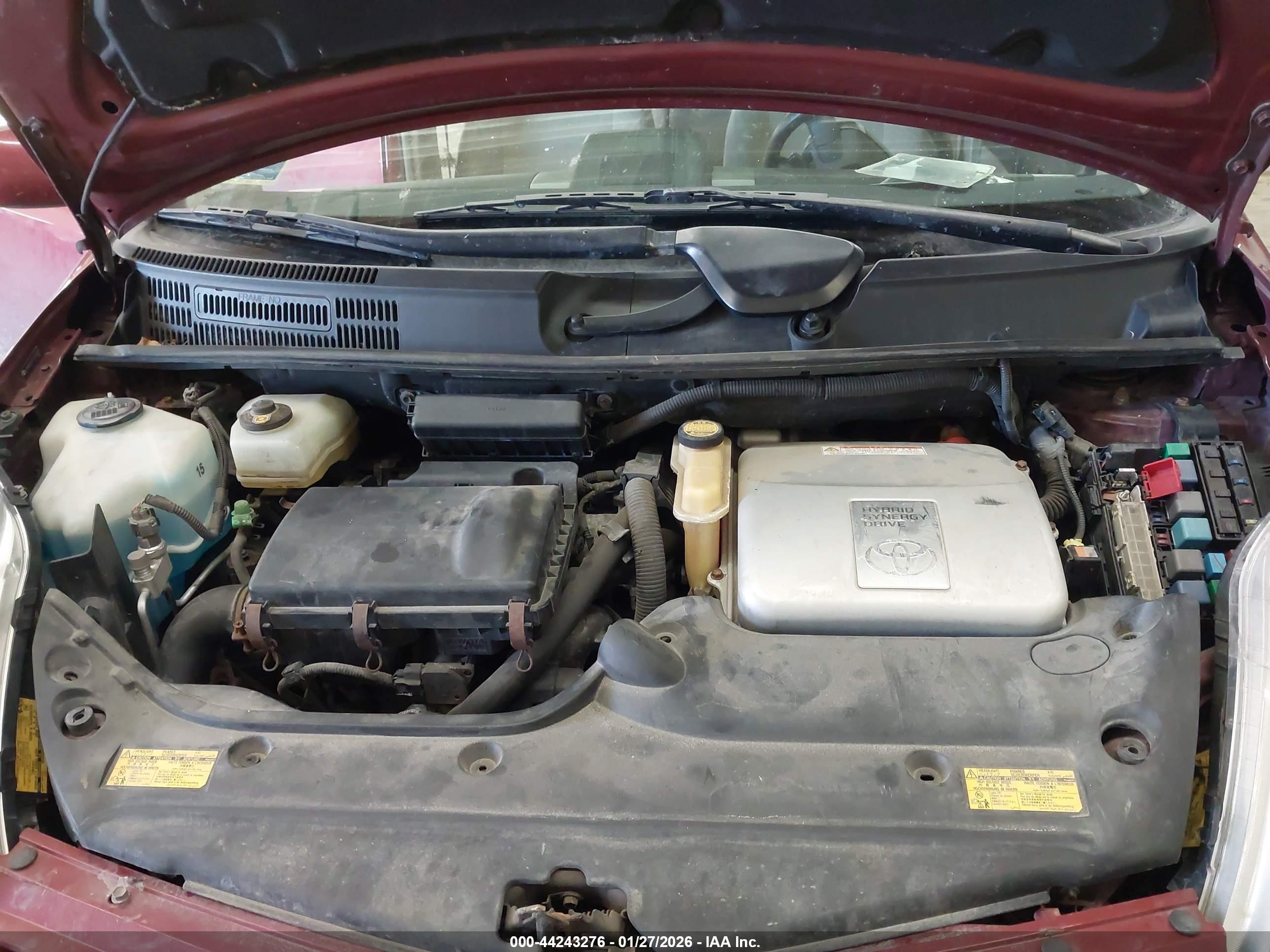 TOYOTA PRIUS image 10