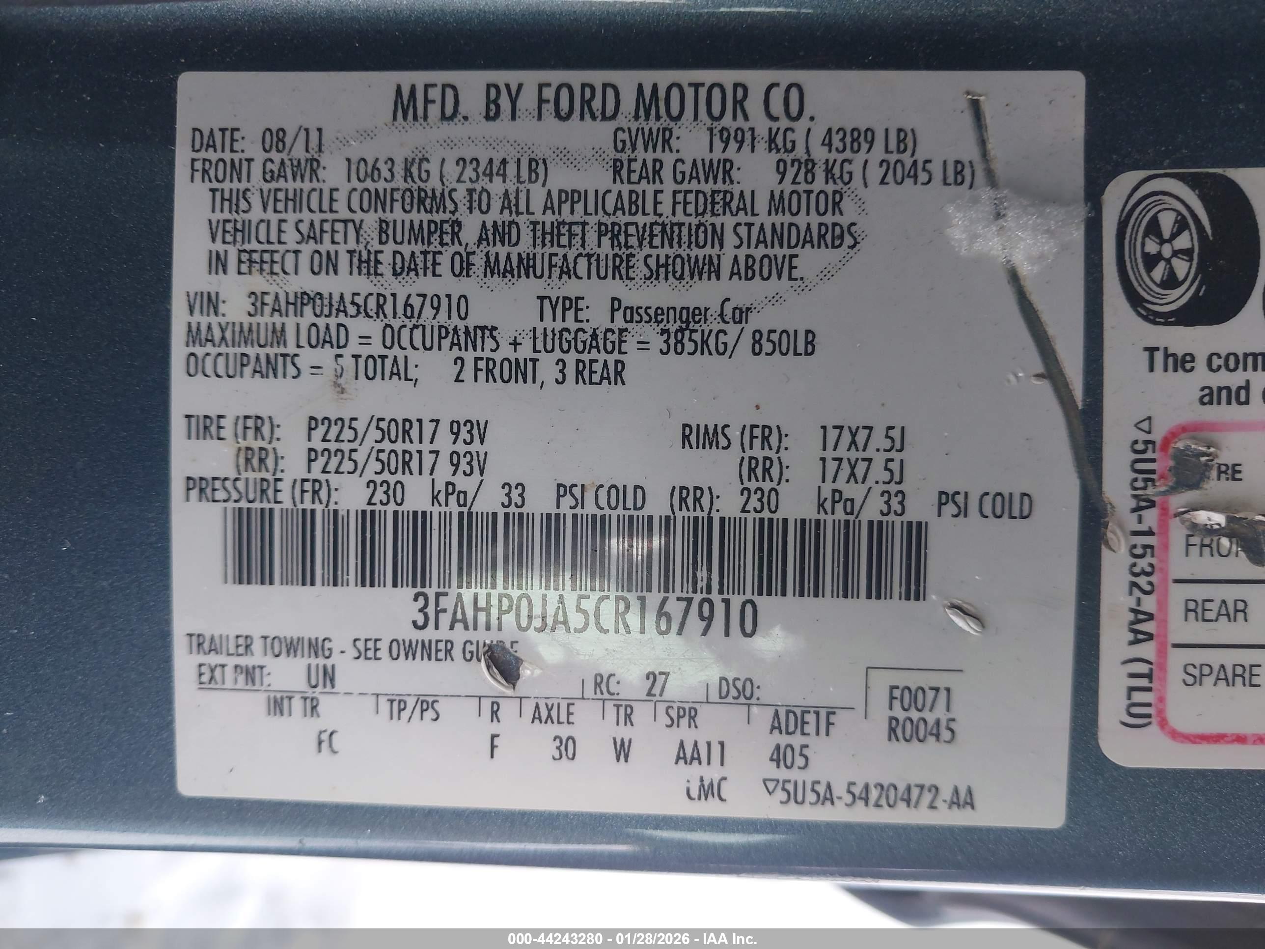 FORD FUSION image 9