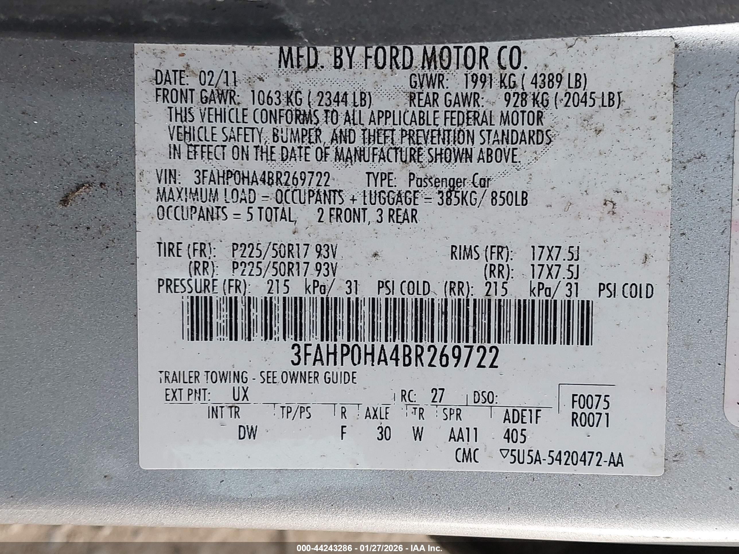 FORD FUSION image 9