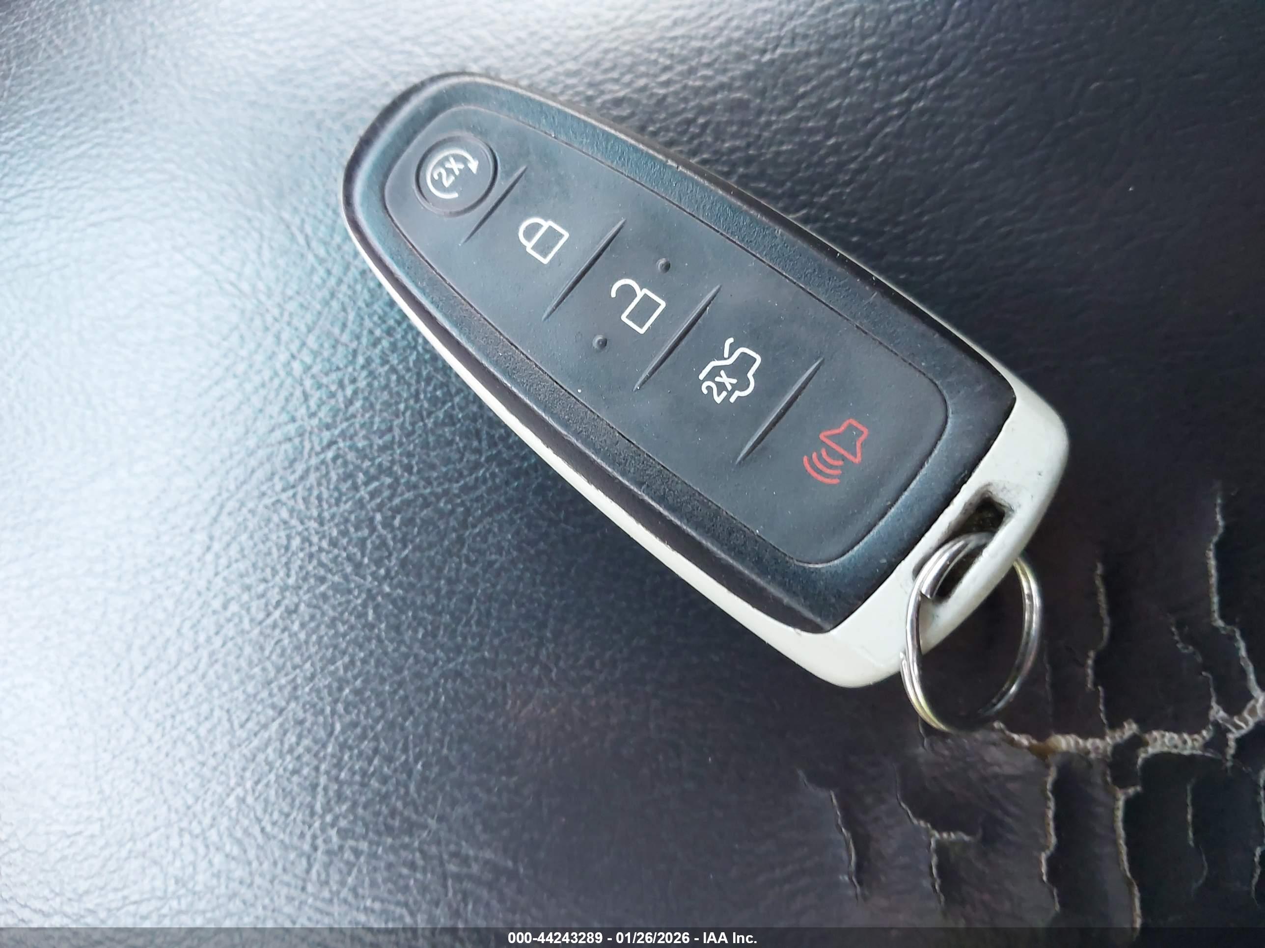 FORD EXPLORER image 11