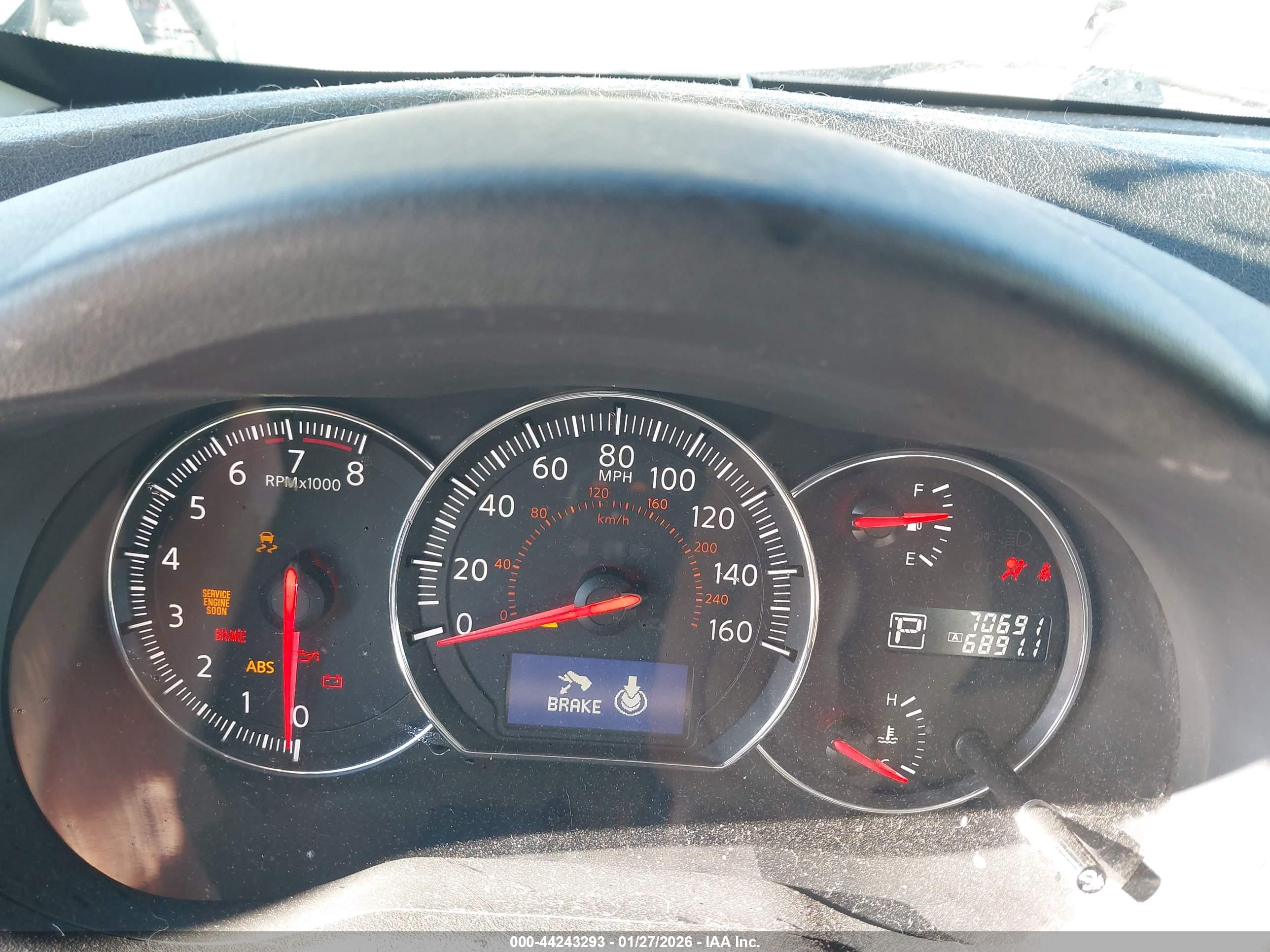 NISSAN MAXIMA image 7