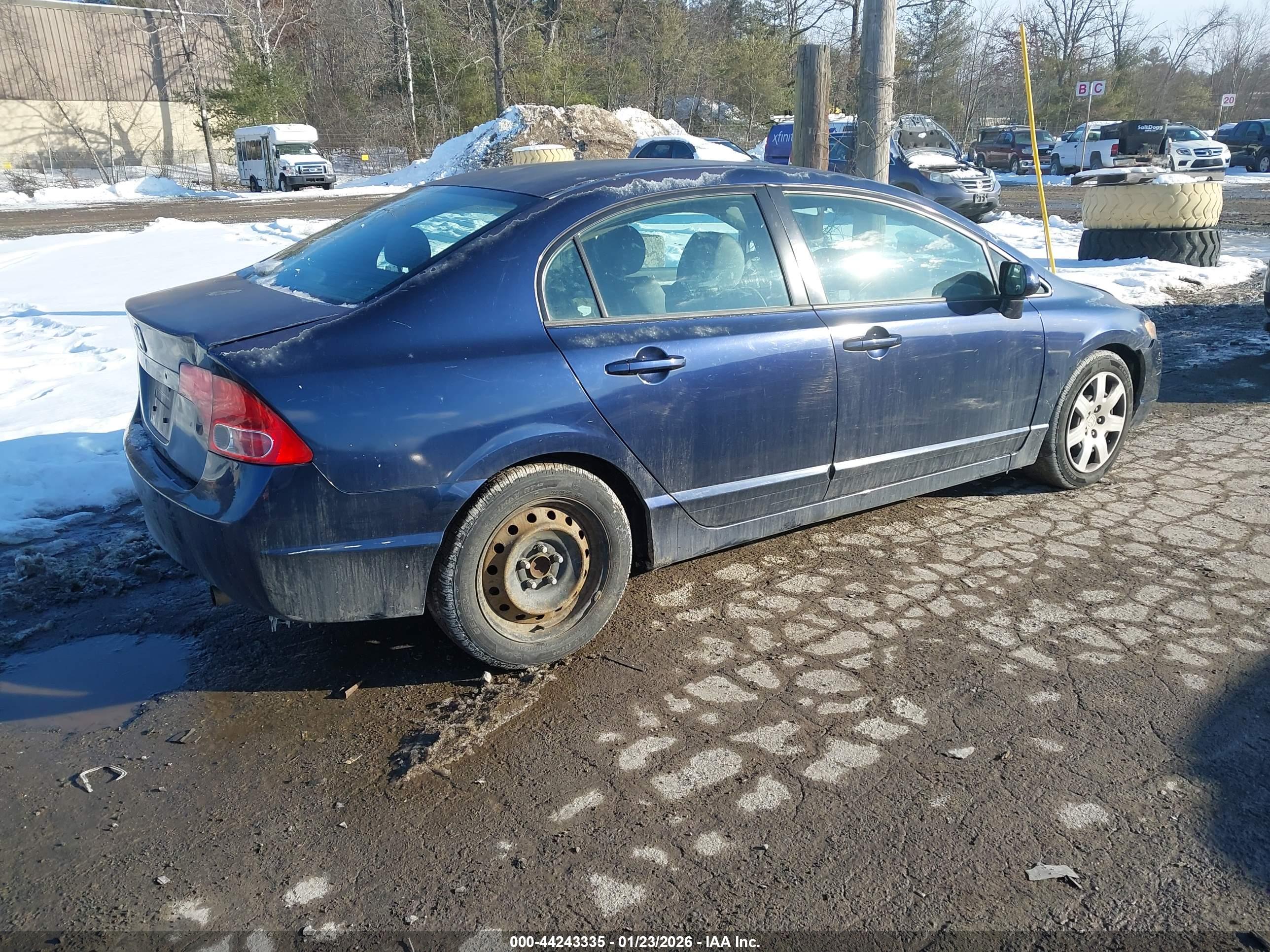 HONDA CIVIC image 4