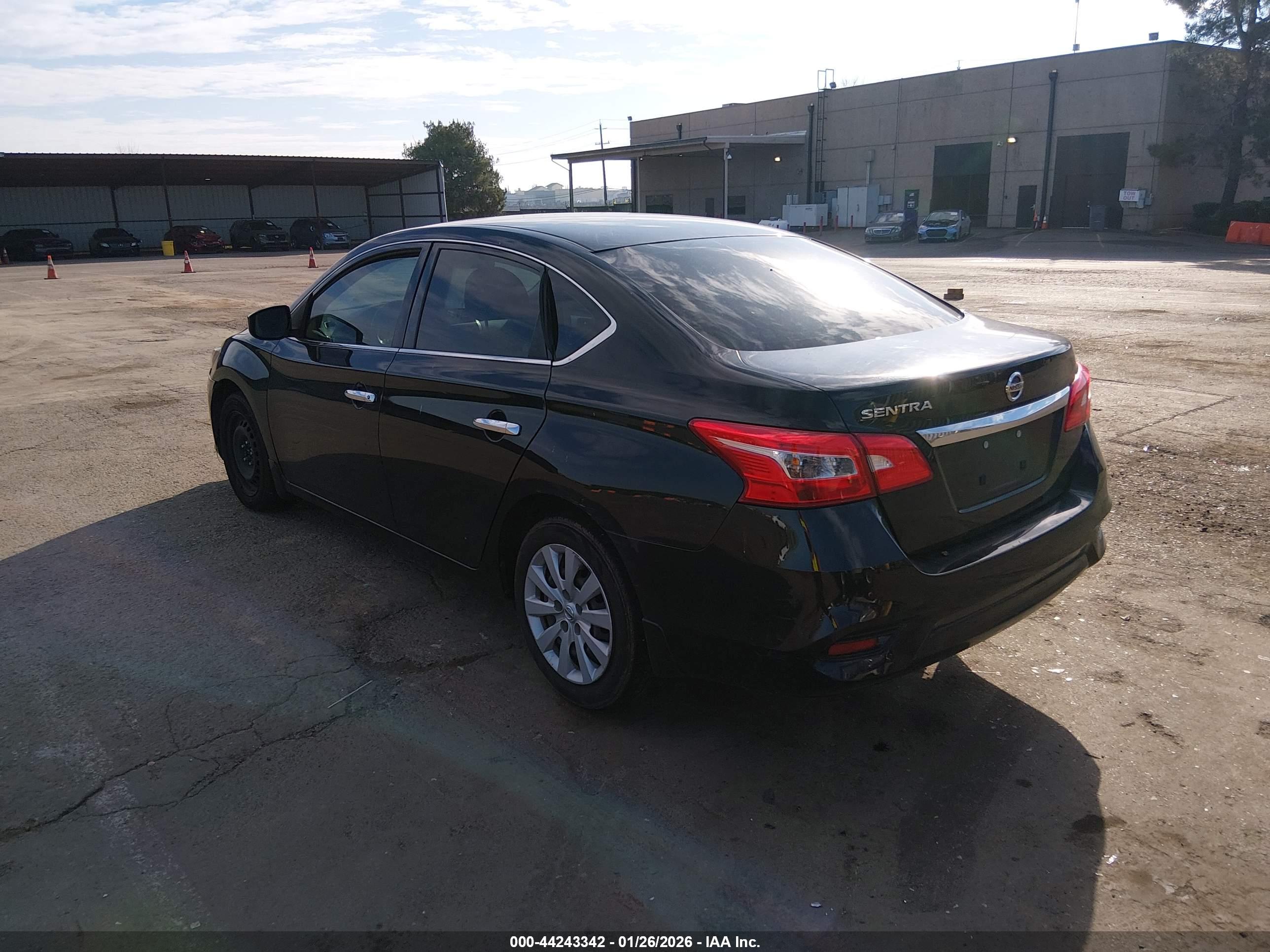 NISSAN SENTRA image 3