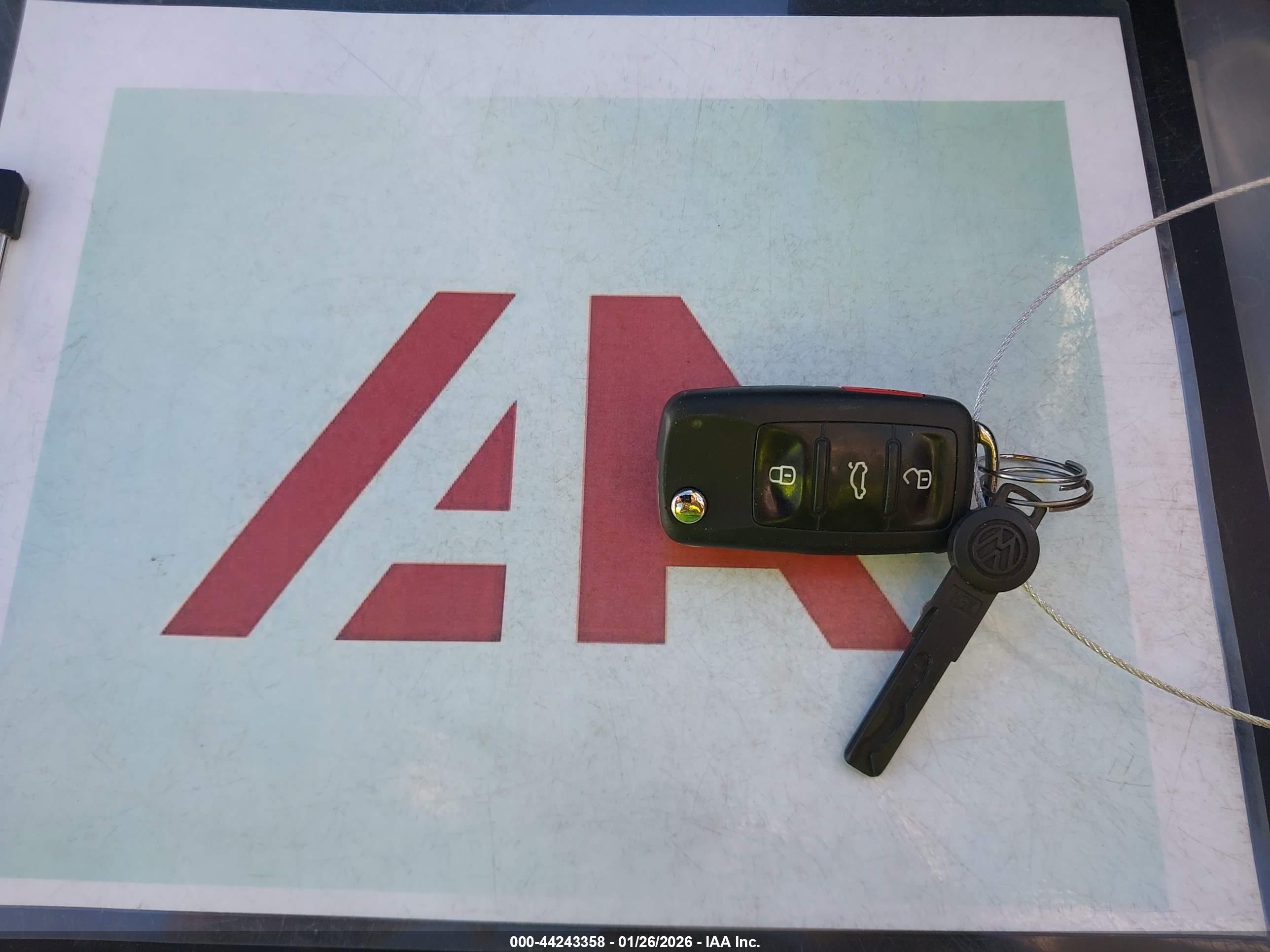 VOLKSWAGEN PASSAT image 11