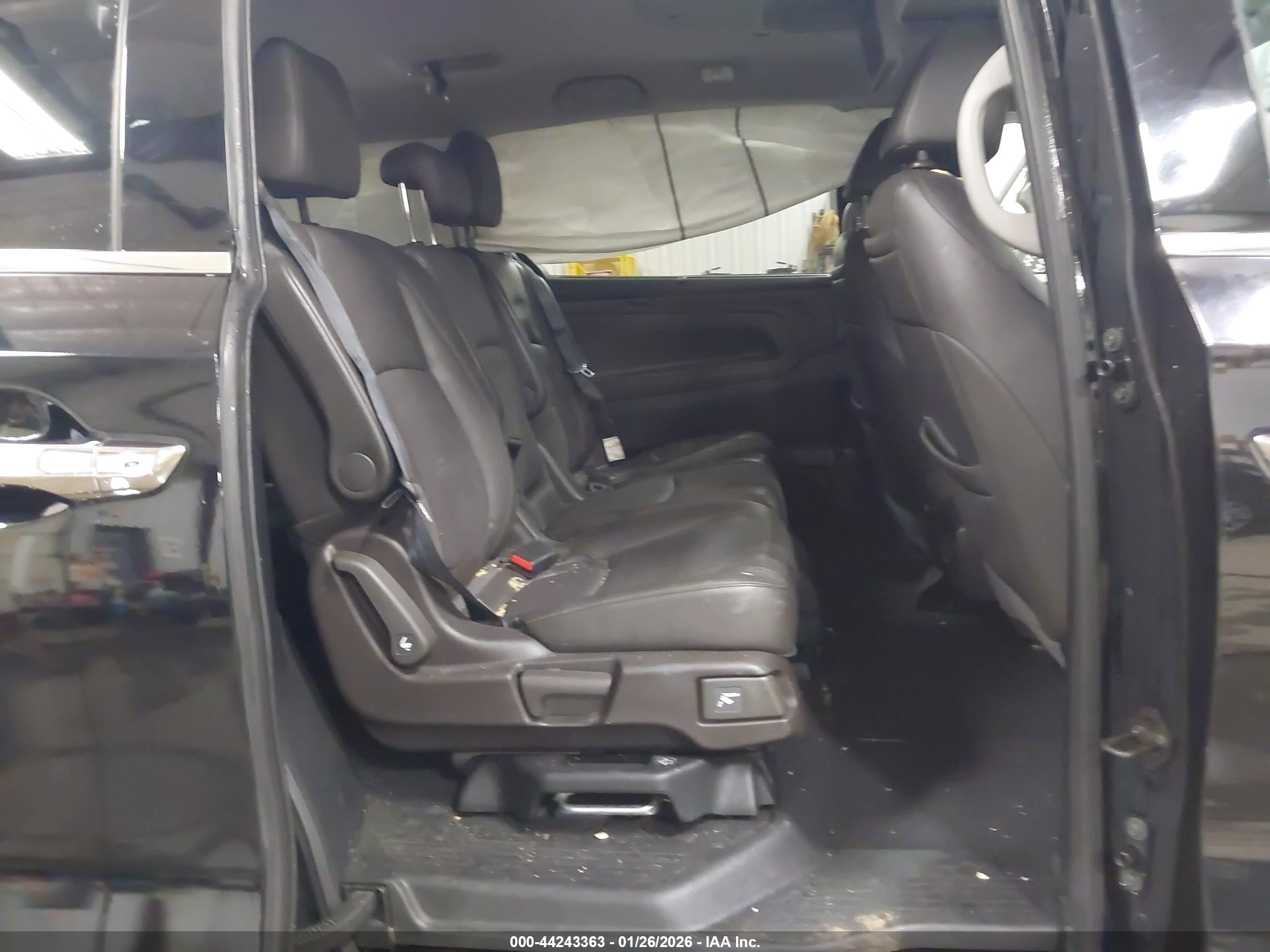 HONDA ODYSSEY image 8