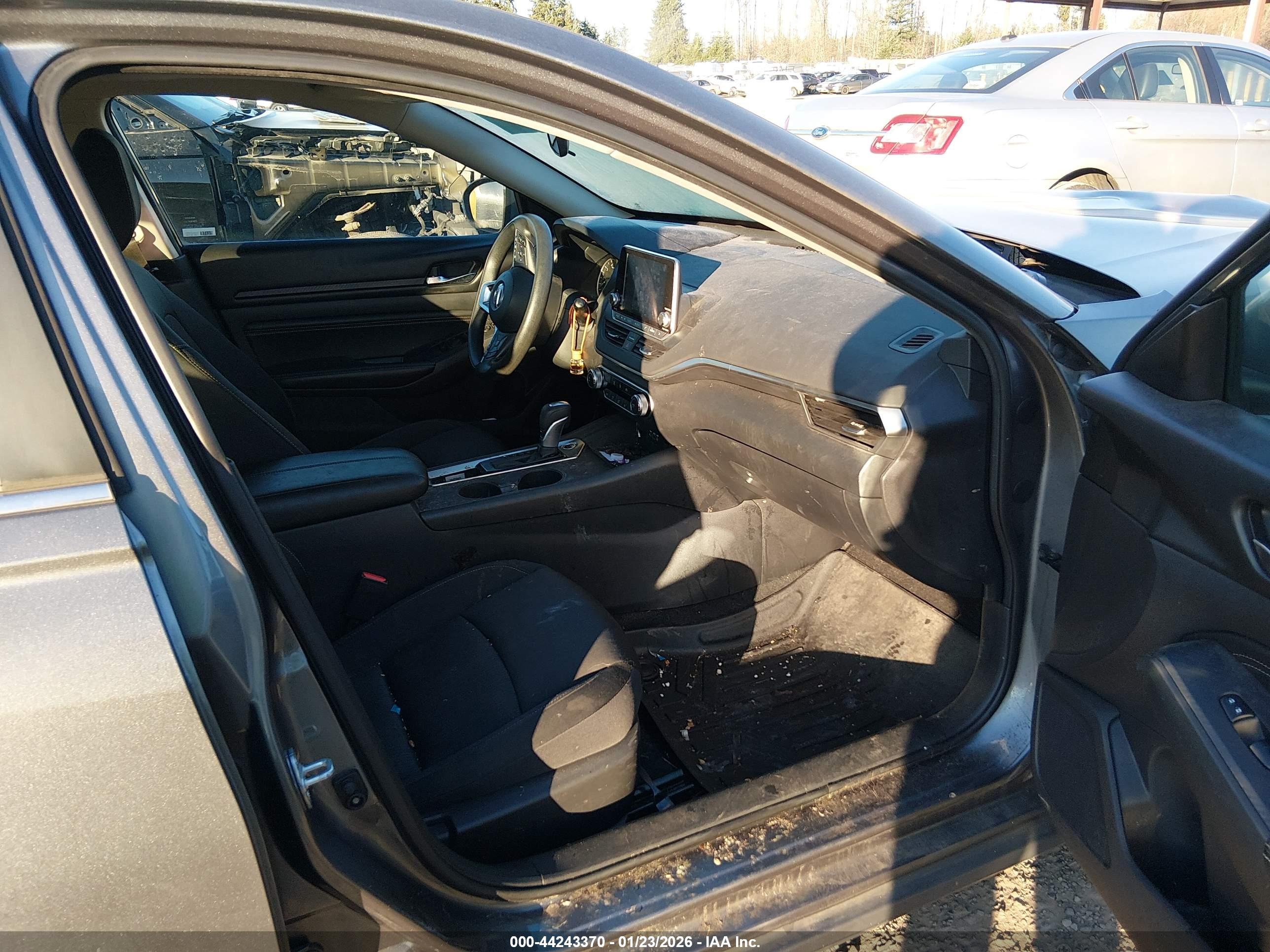 NISSAN ALTIMA image 5
