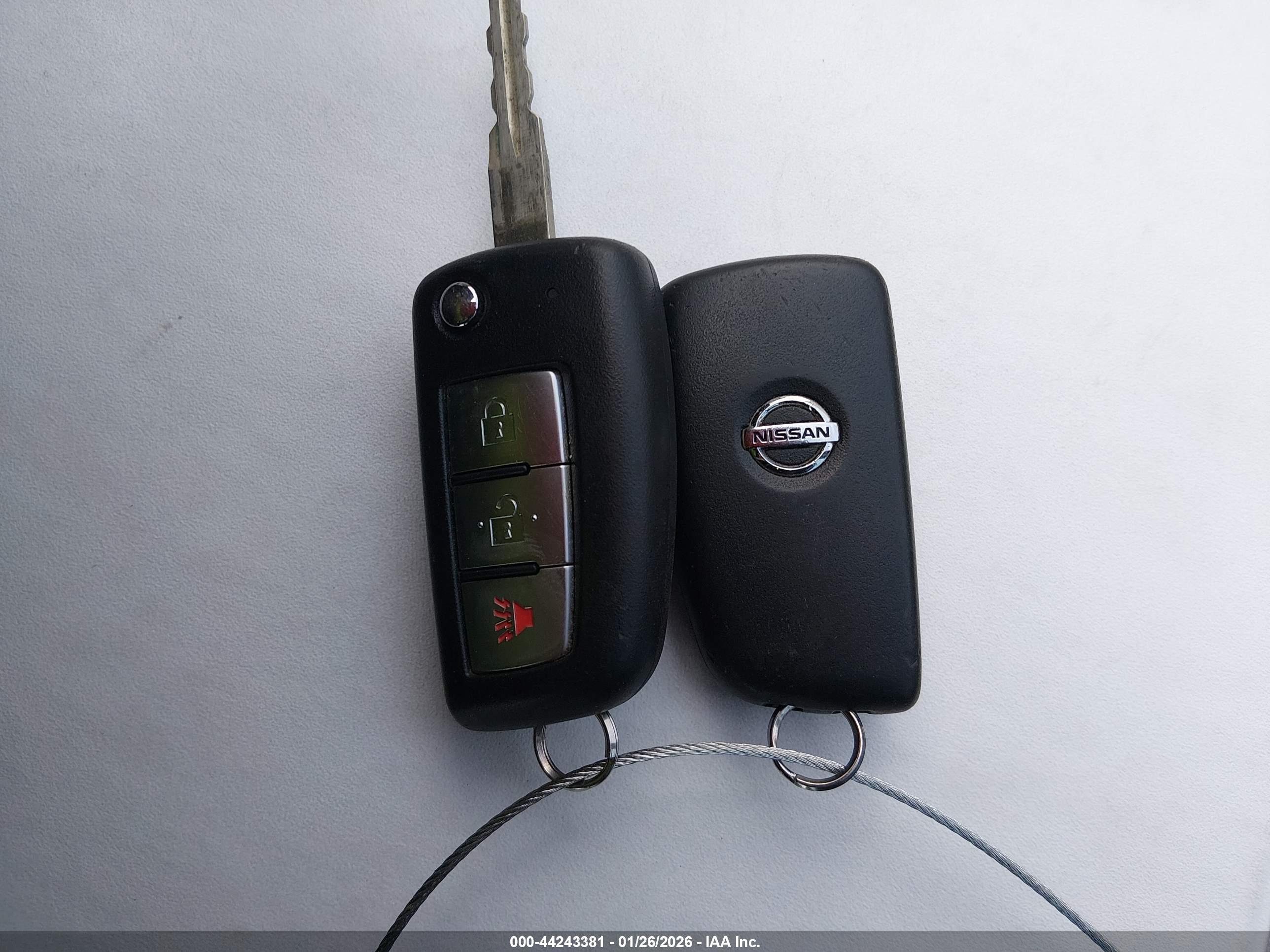 NISSAN ROGUE image 11