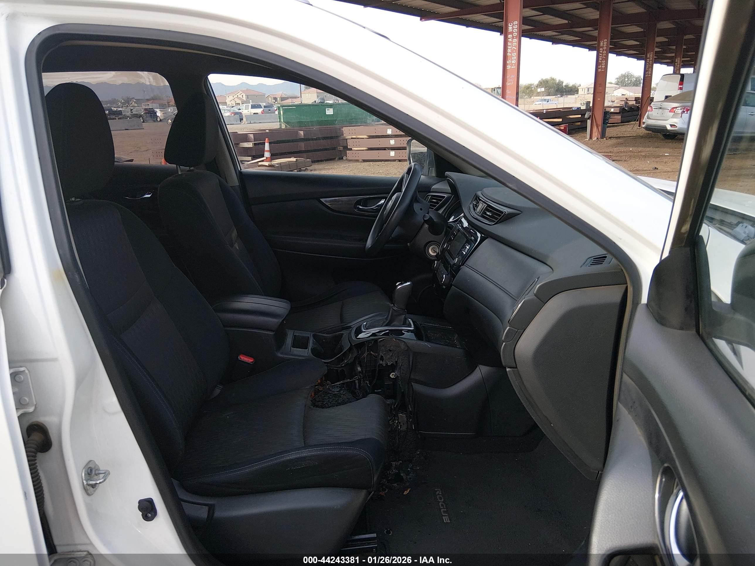 NISSAN ROGUE image 5
