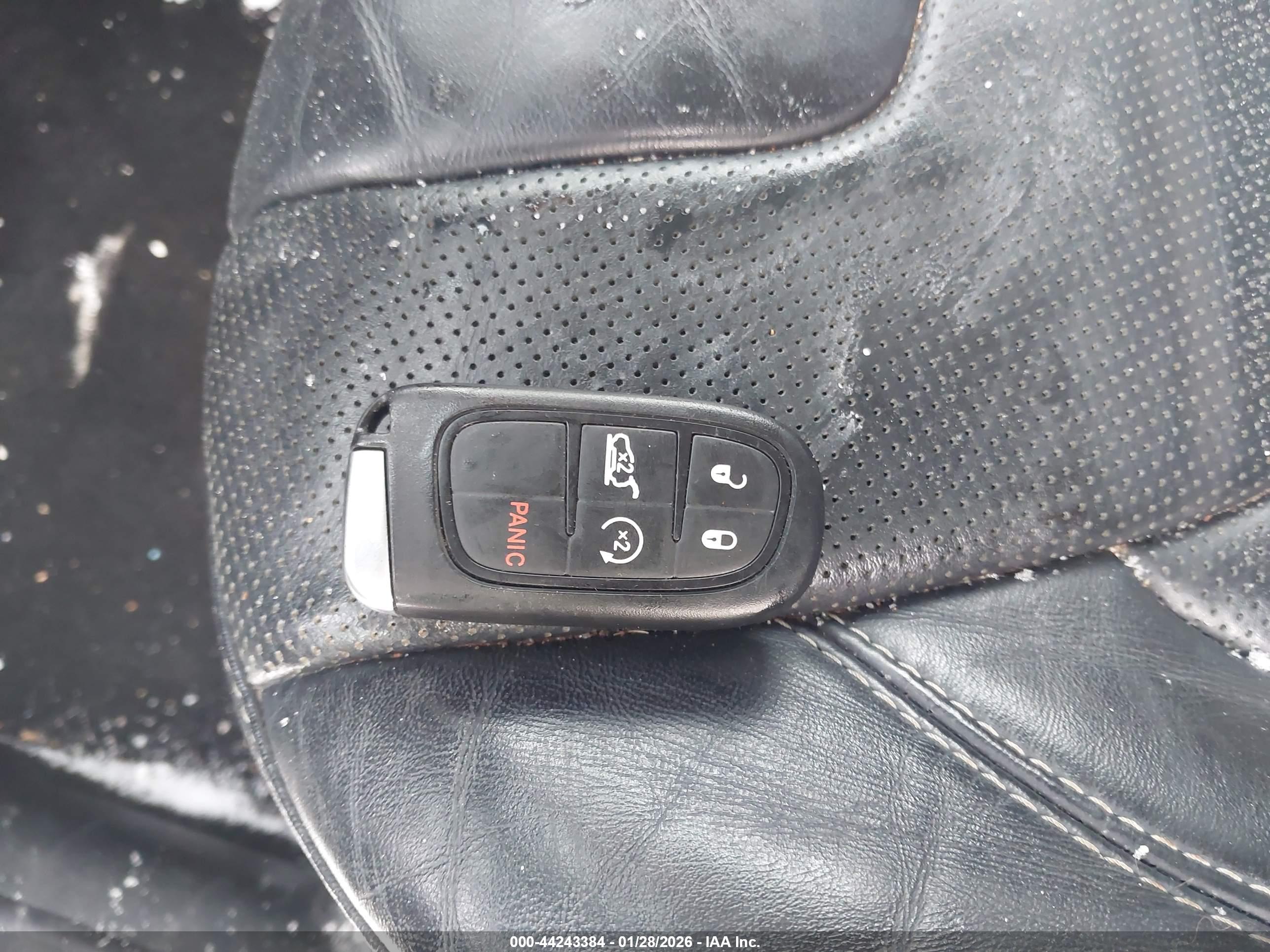 JEEP CHEROKEE image 11