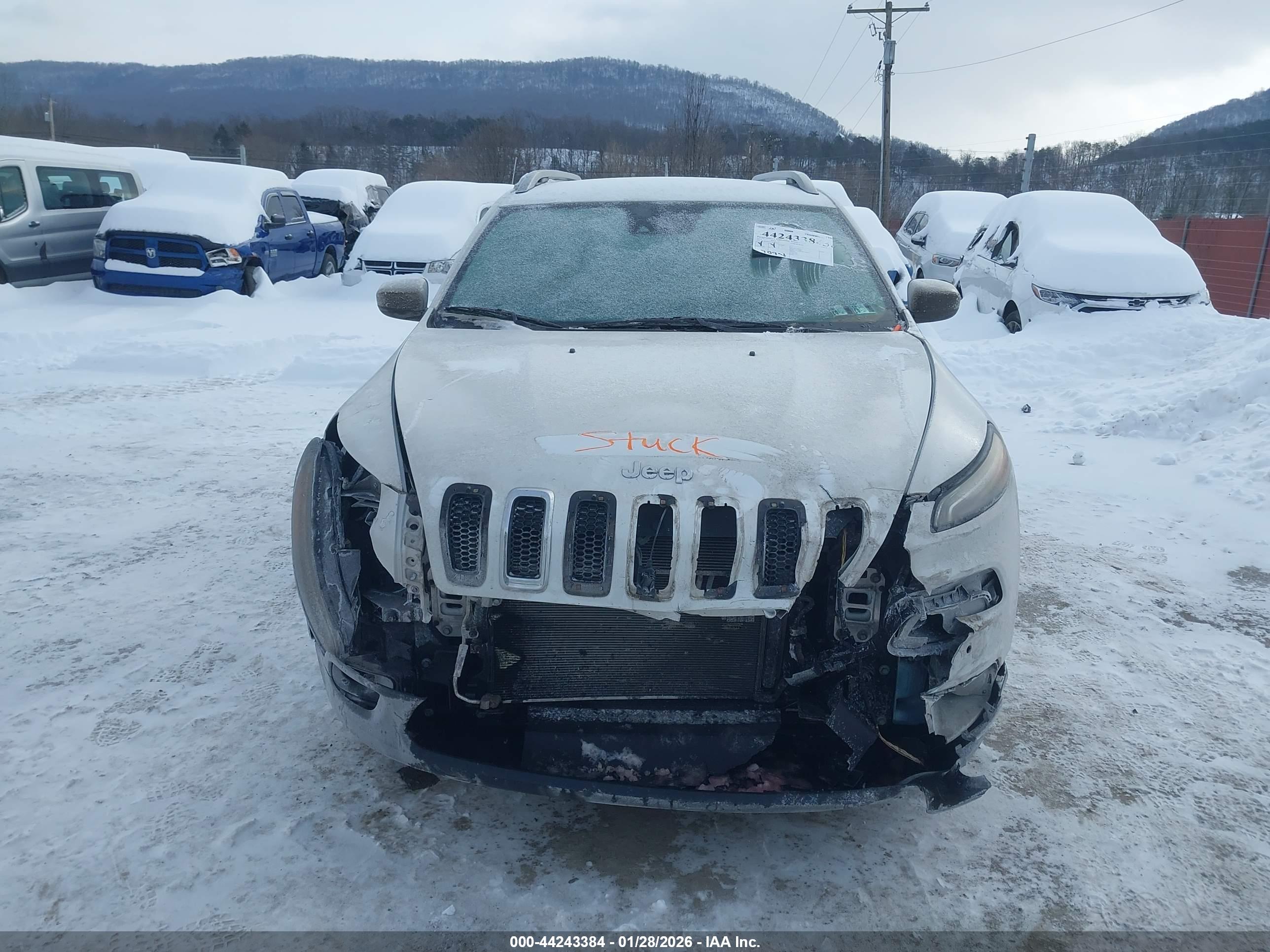 JEEP CHEROKEE image 6