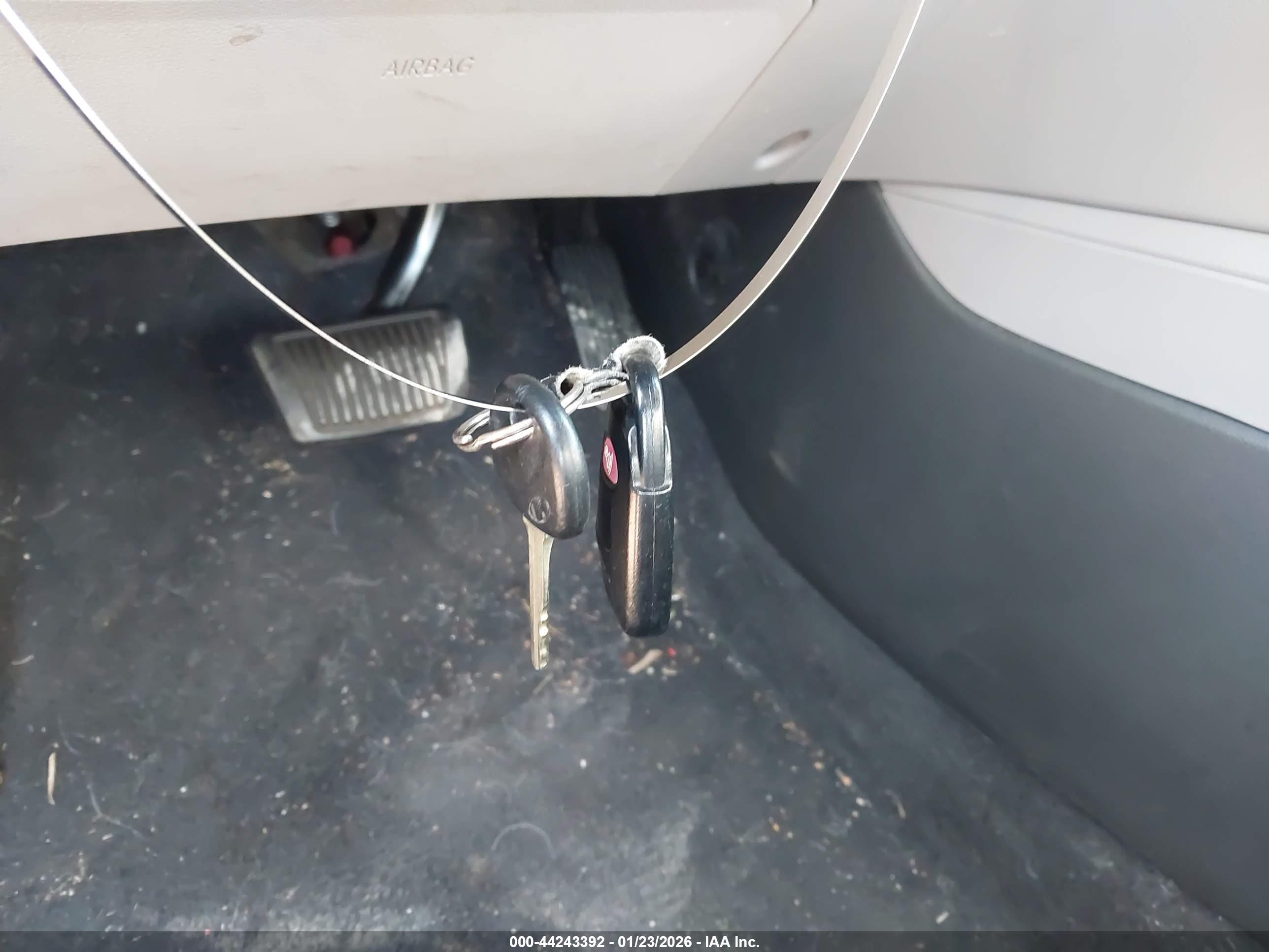 HYUNDAI ELANTRA image 11