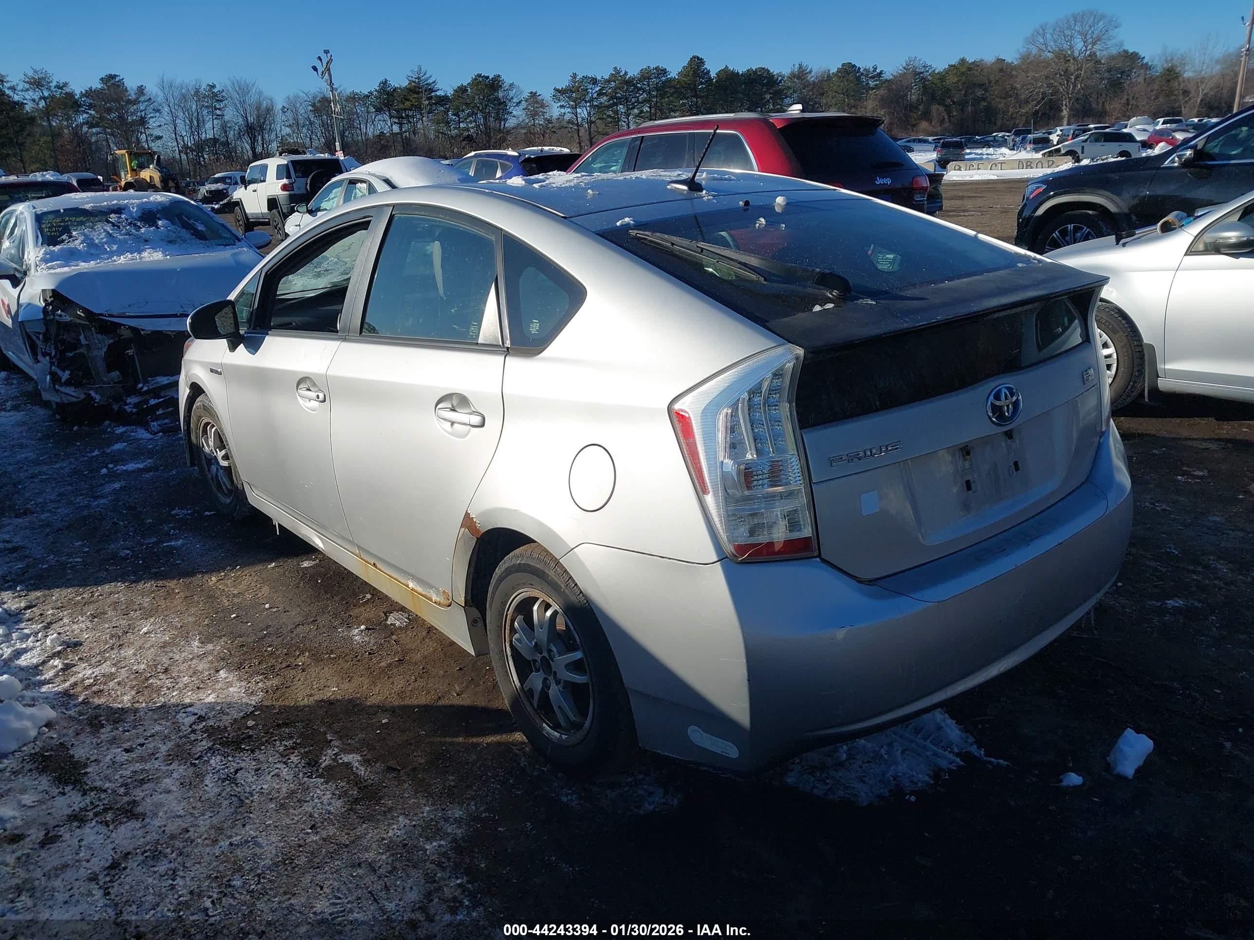 TOYOTA PRIUS image 3