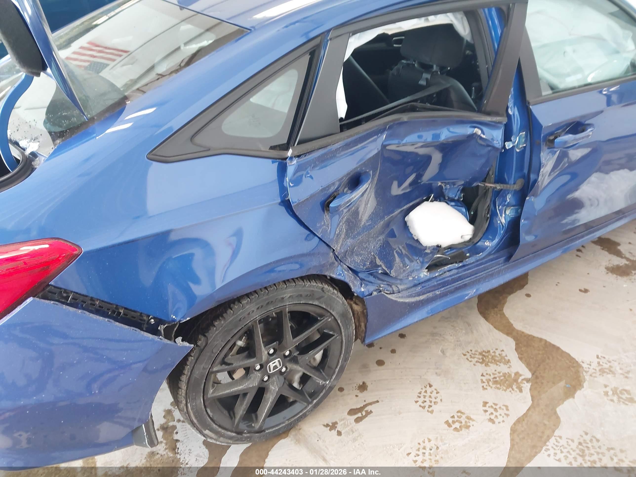 HONDA CIVIC image 6