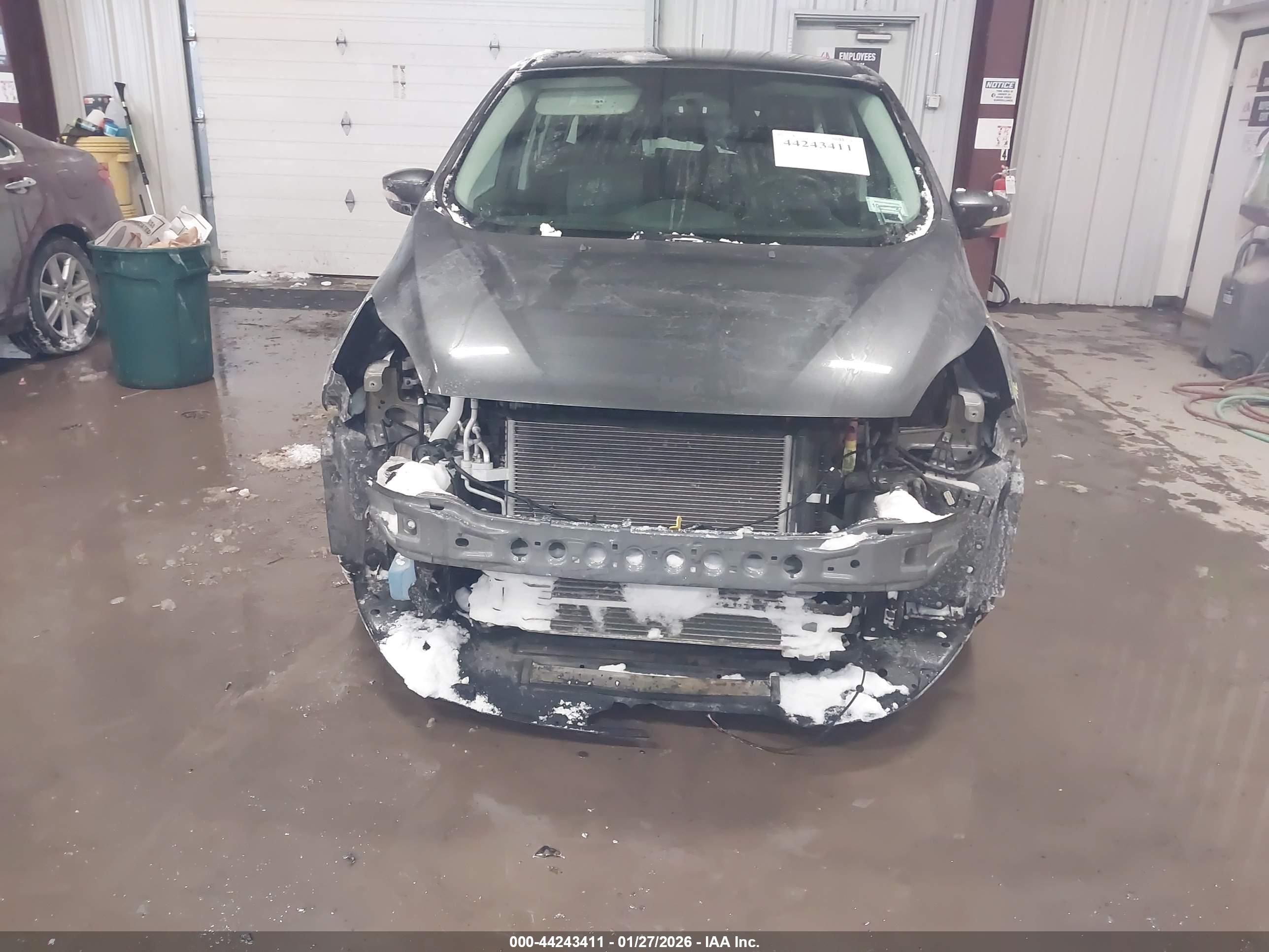 FORD C-MAX image 6