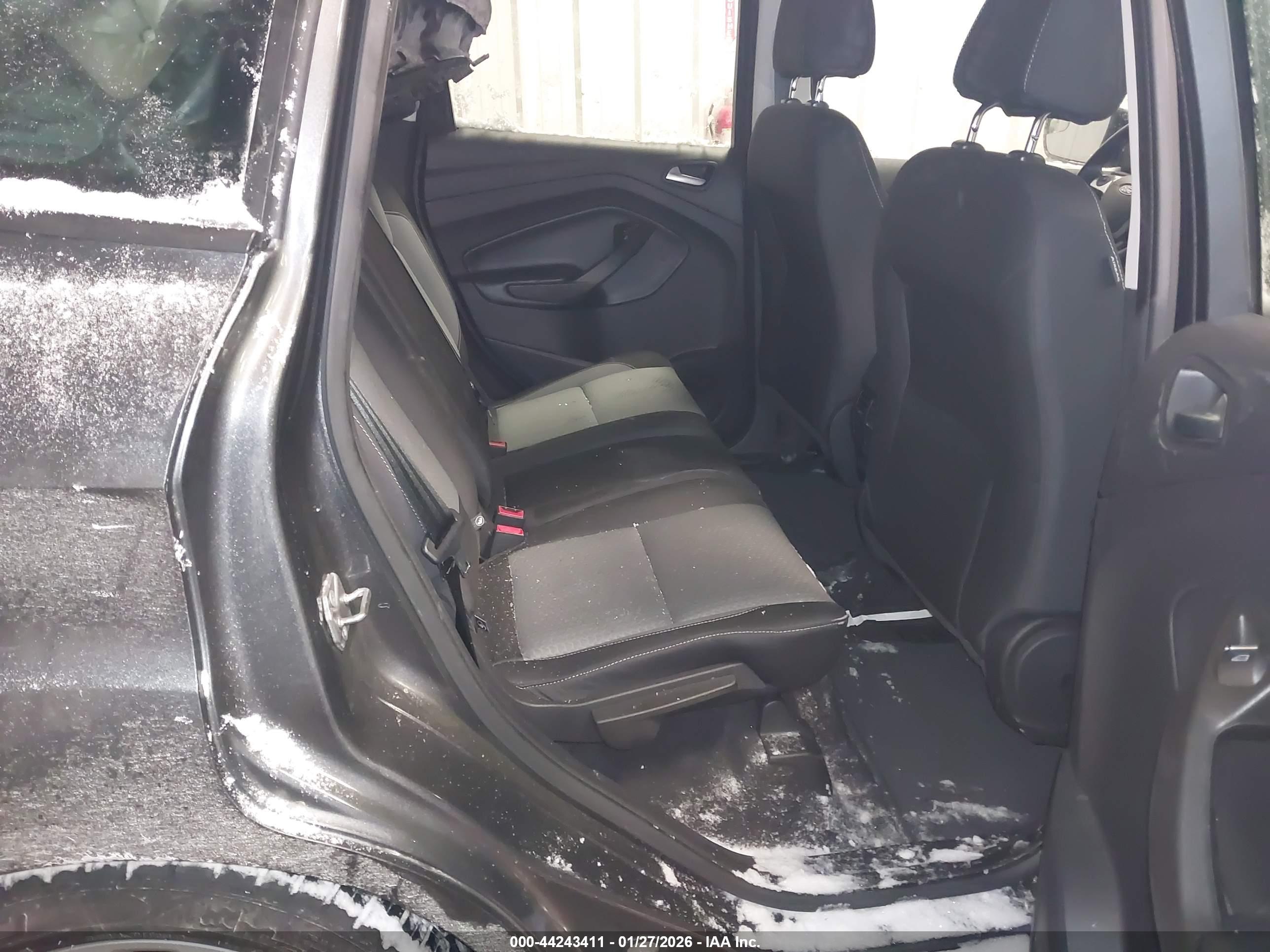 FORD C-MAX image 8