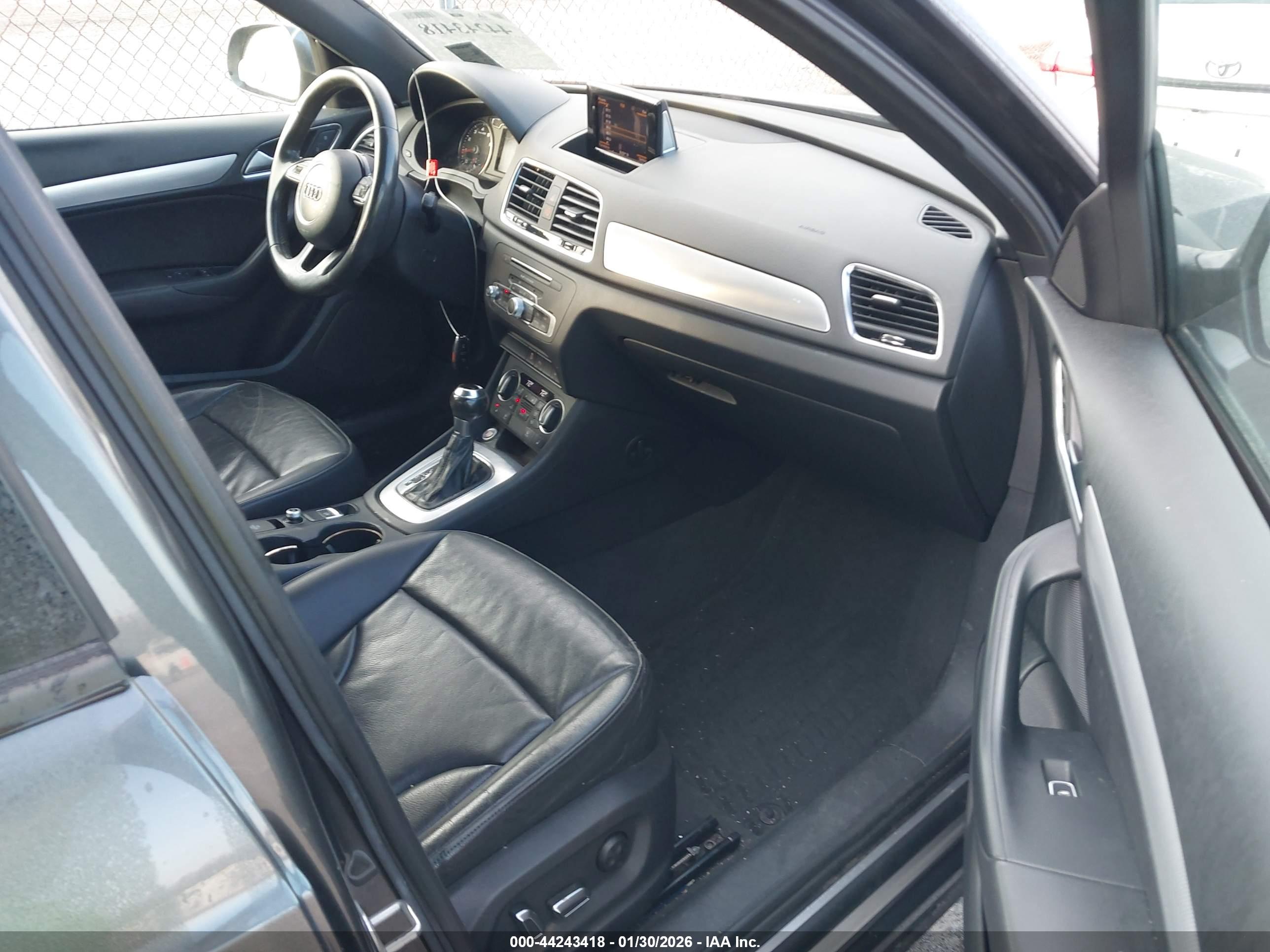 AUDI Q3 image 5