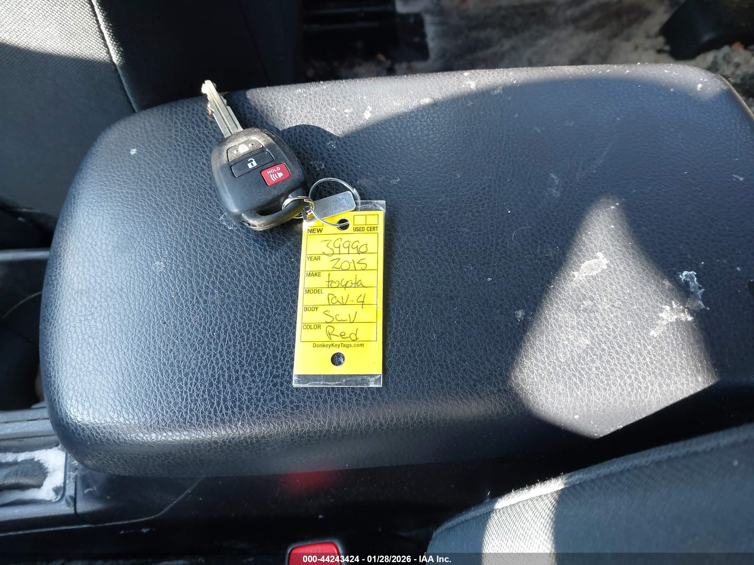 TOYOTA RAV4 image 11