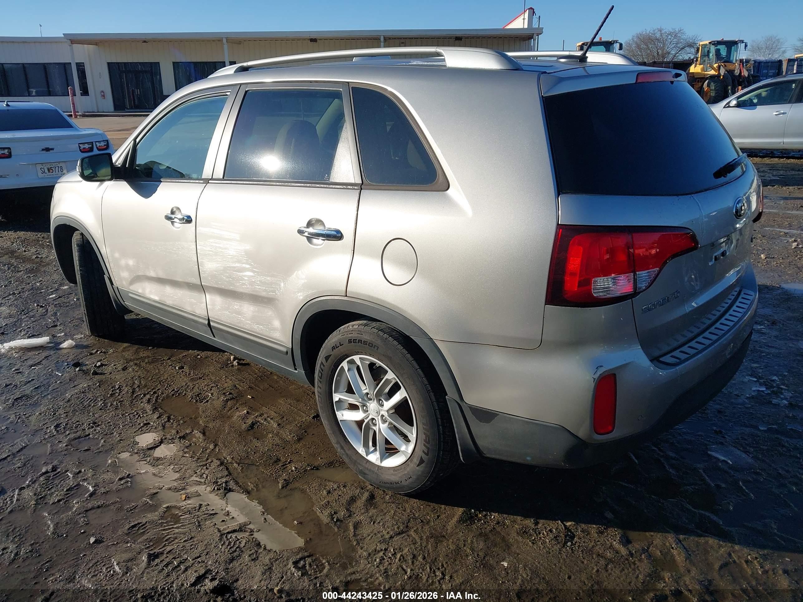 KIA SORENTO image 3
