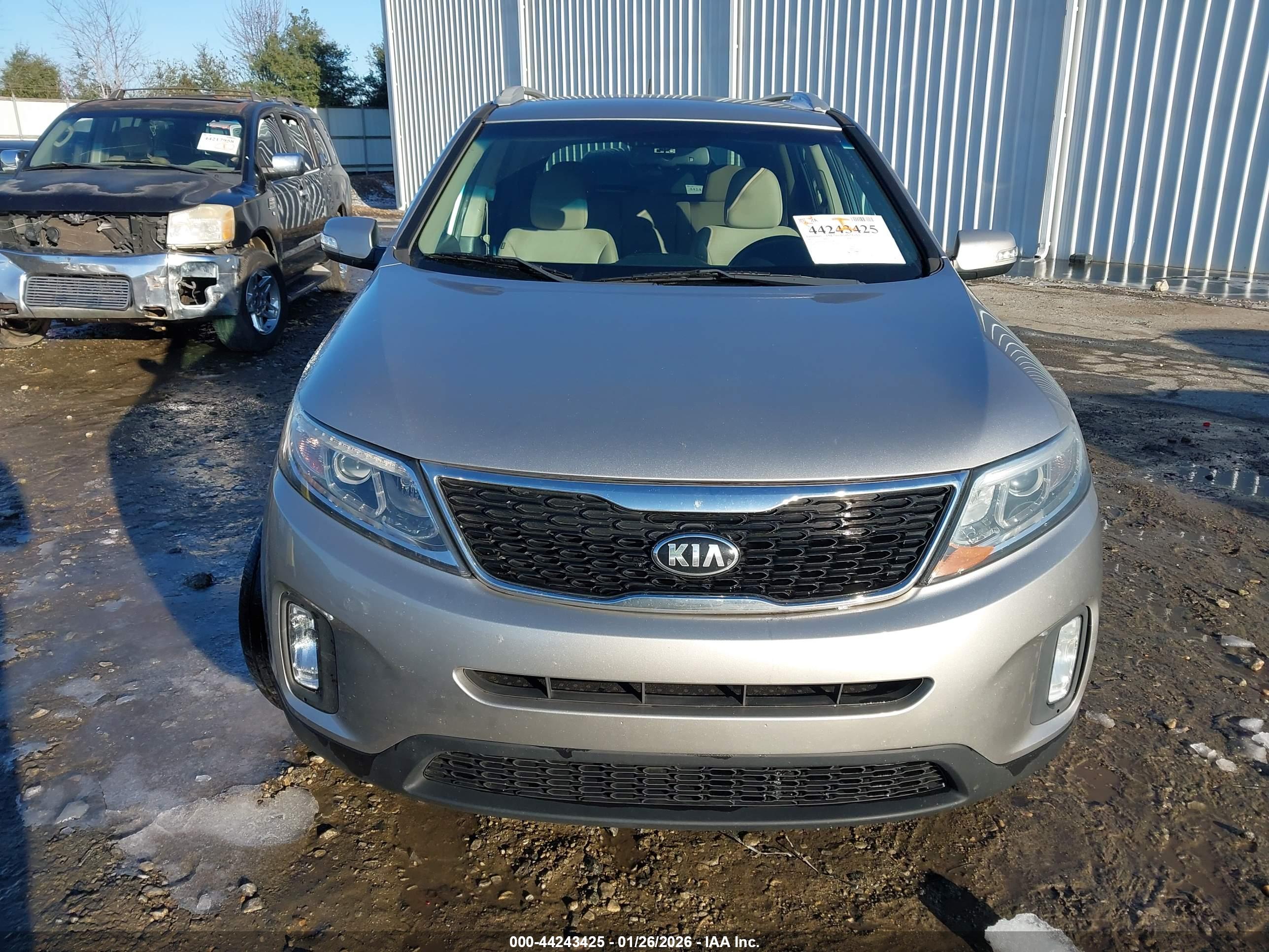 KIA SORENTO image 6