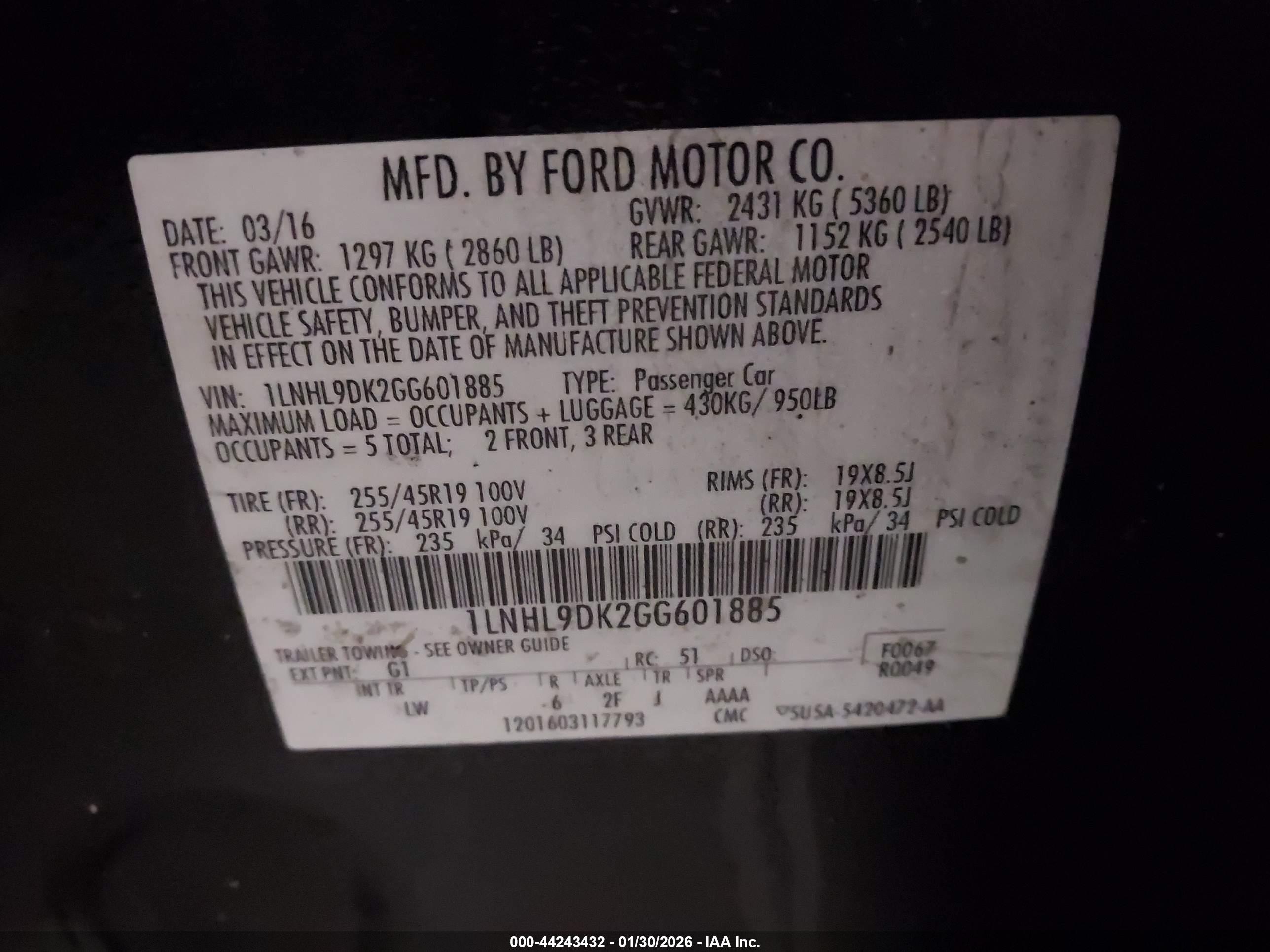 LINCOLN MKS image 9