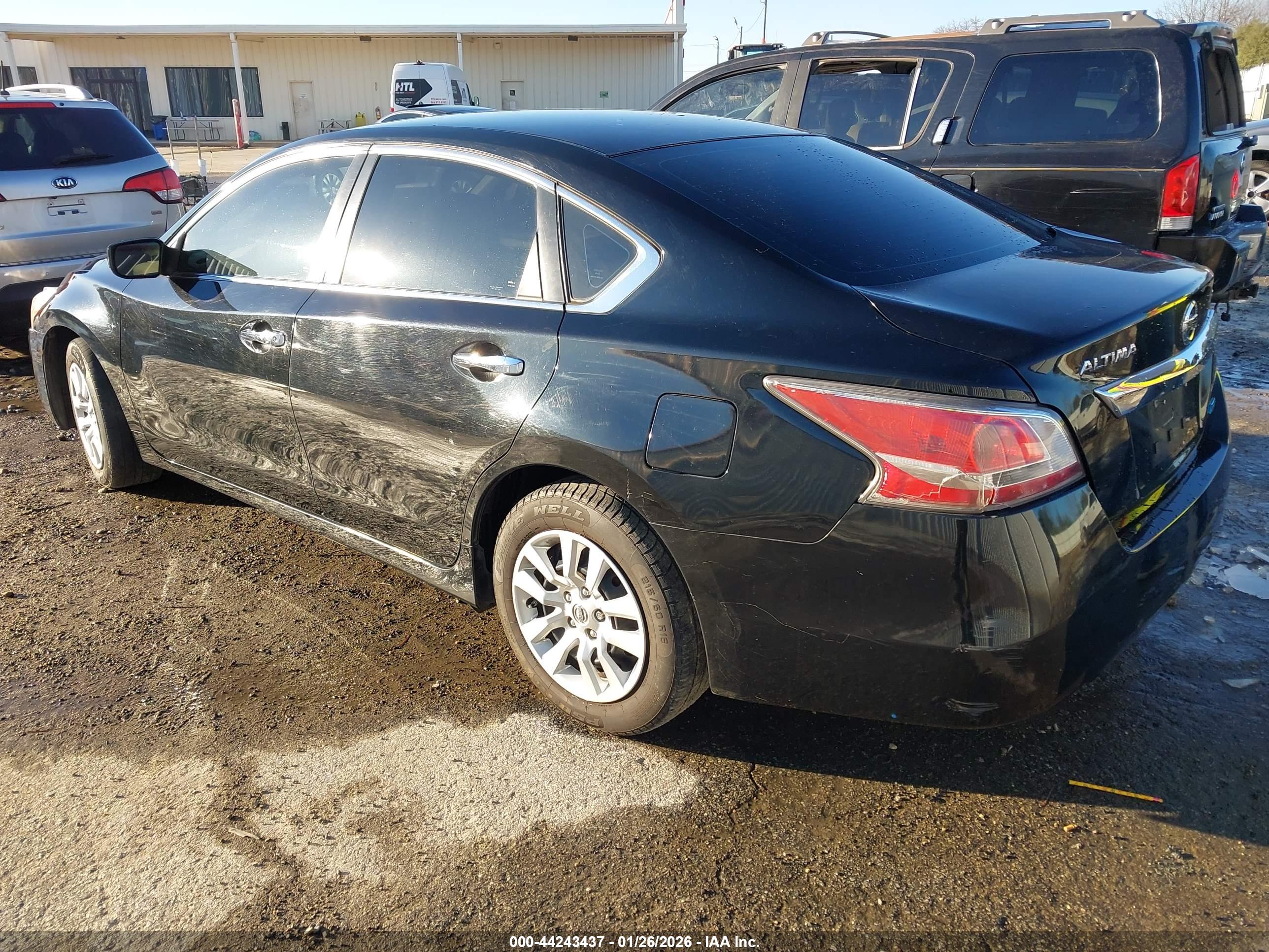 NISSAN ALTIMA image 3