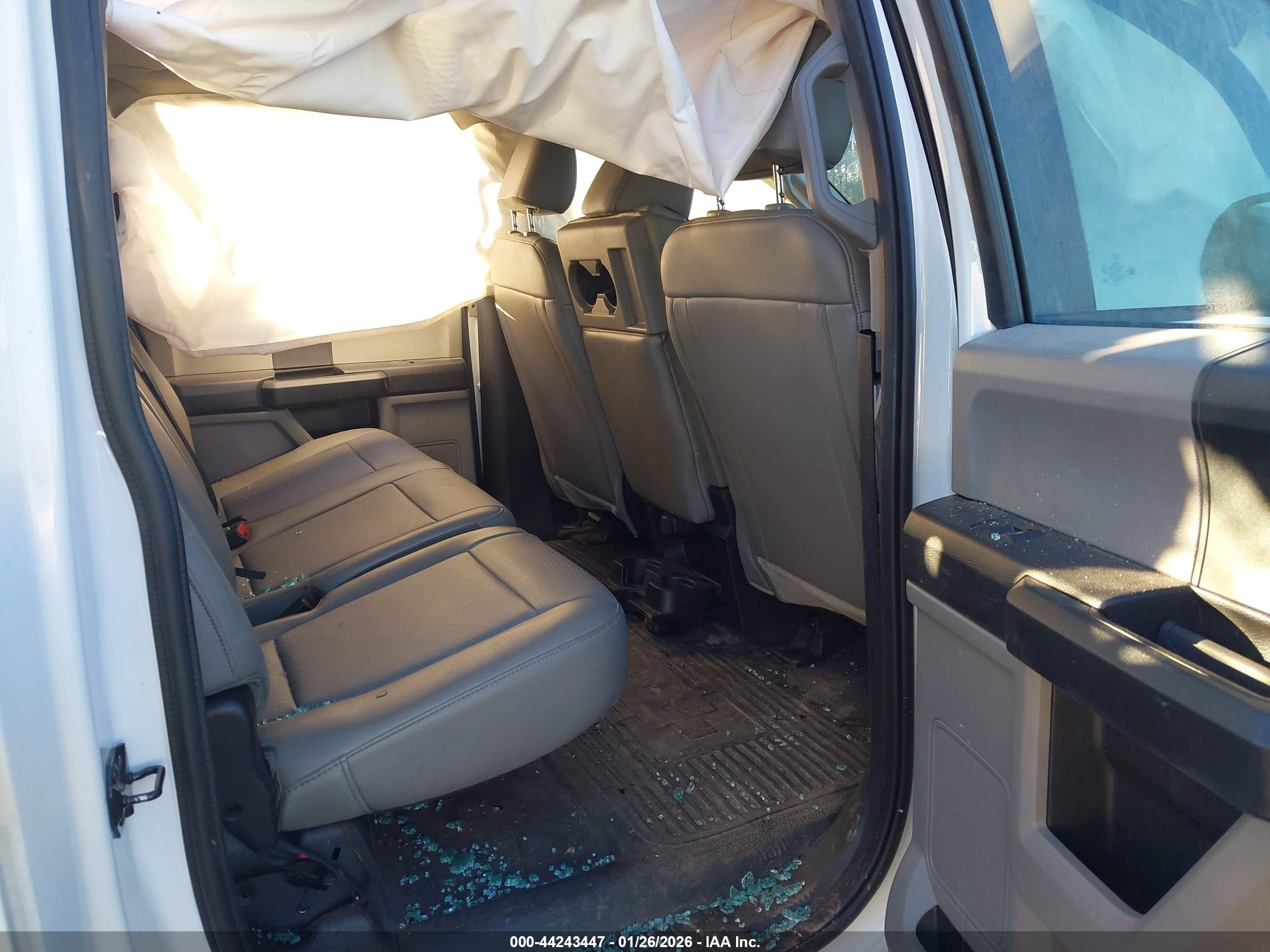 FORD F-250 image 8