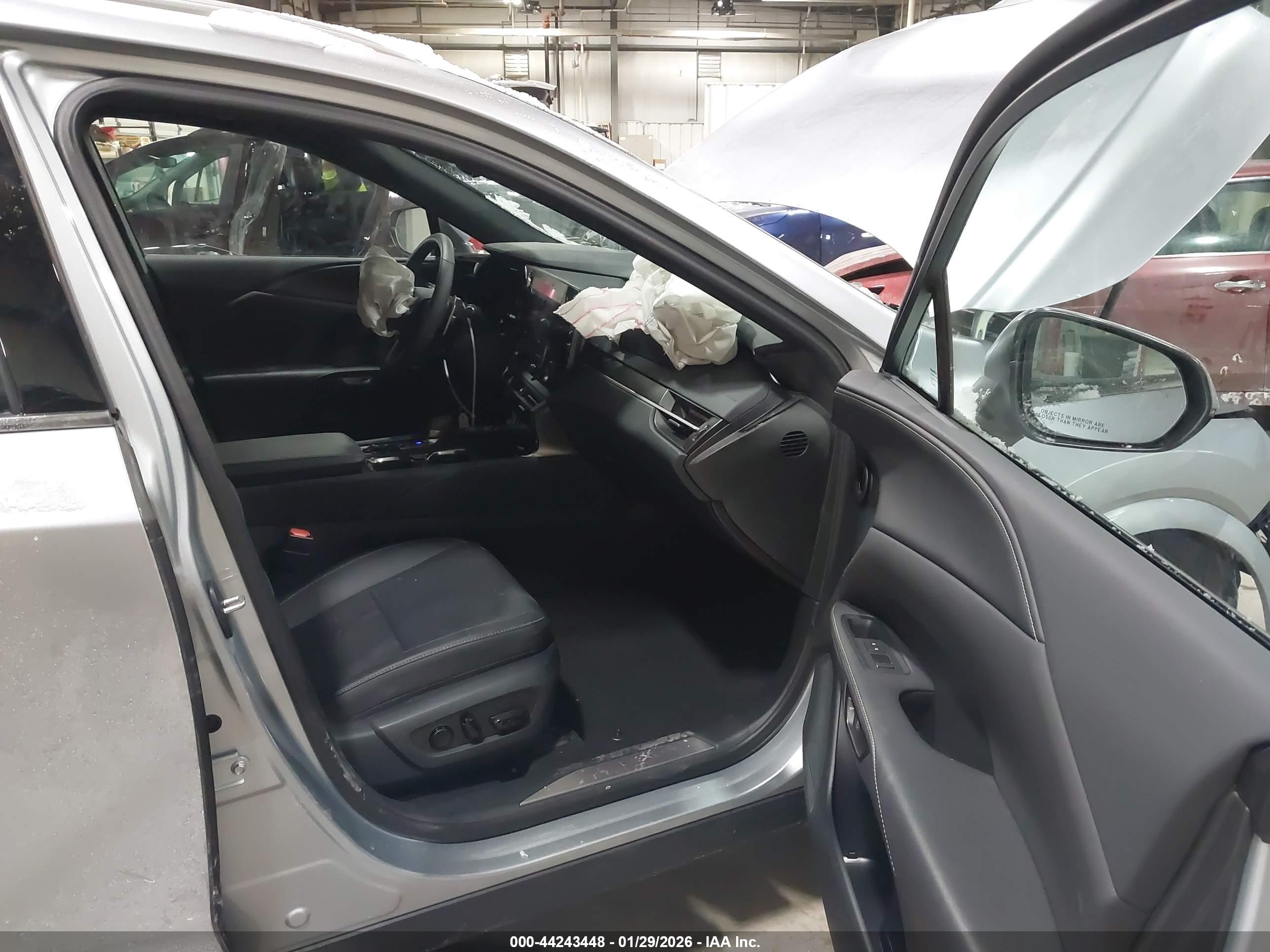 LEXUS RX image 5