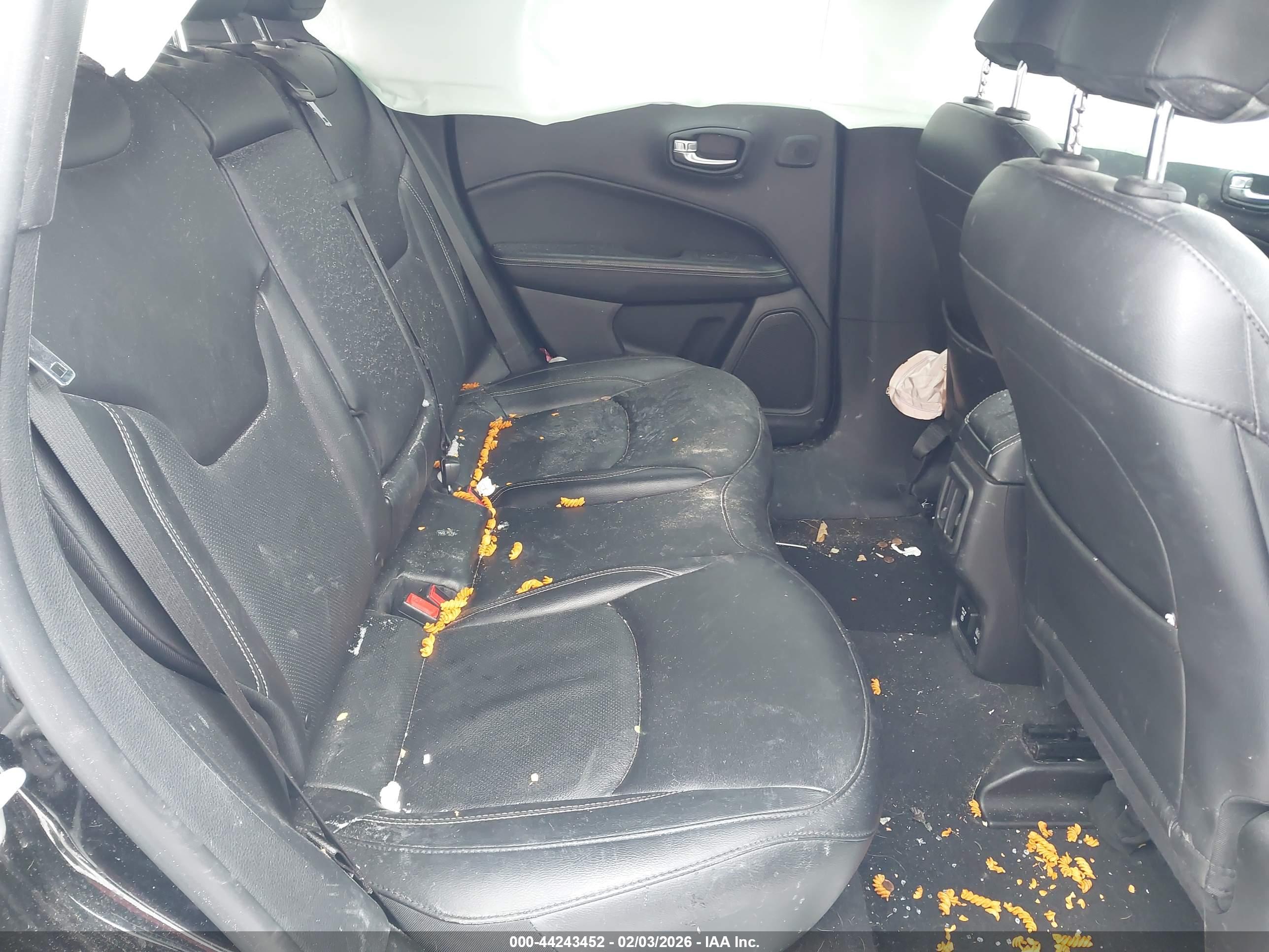 JEEP COMPASS image 8