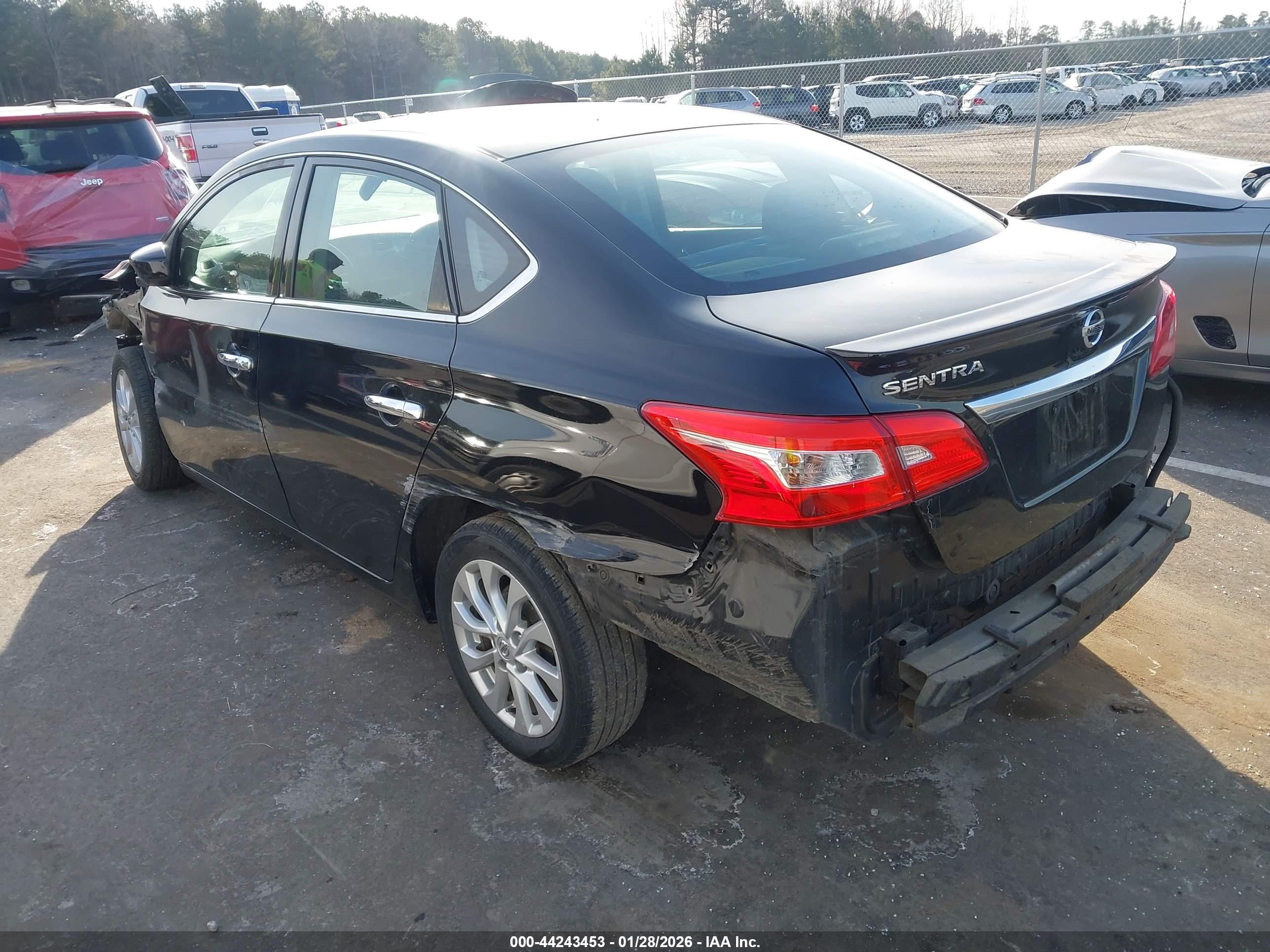 NISSAN SENTRA image 3