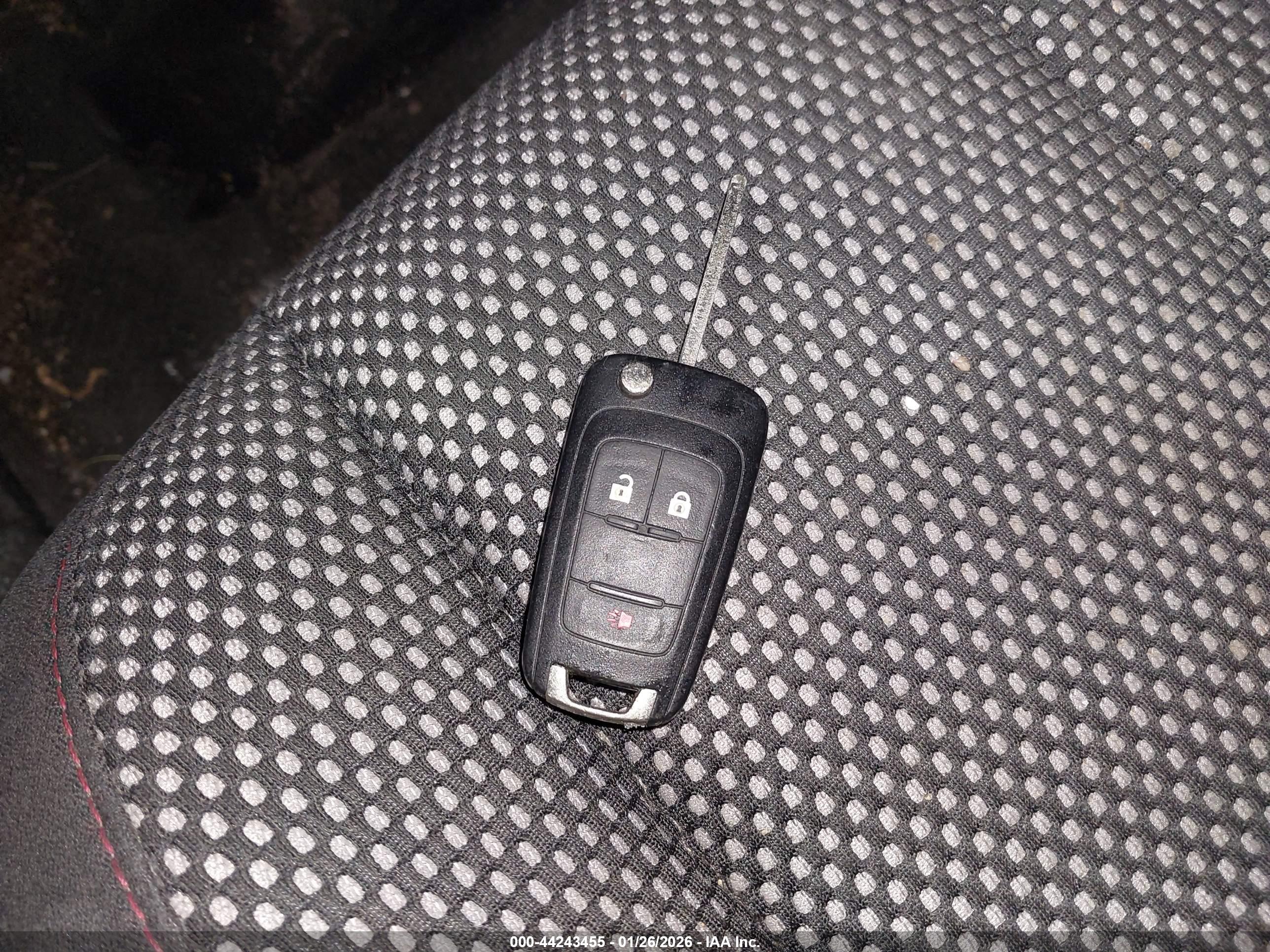CHEVROLET EQUINOX image 11