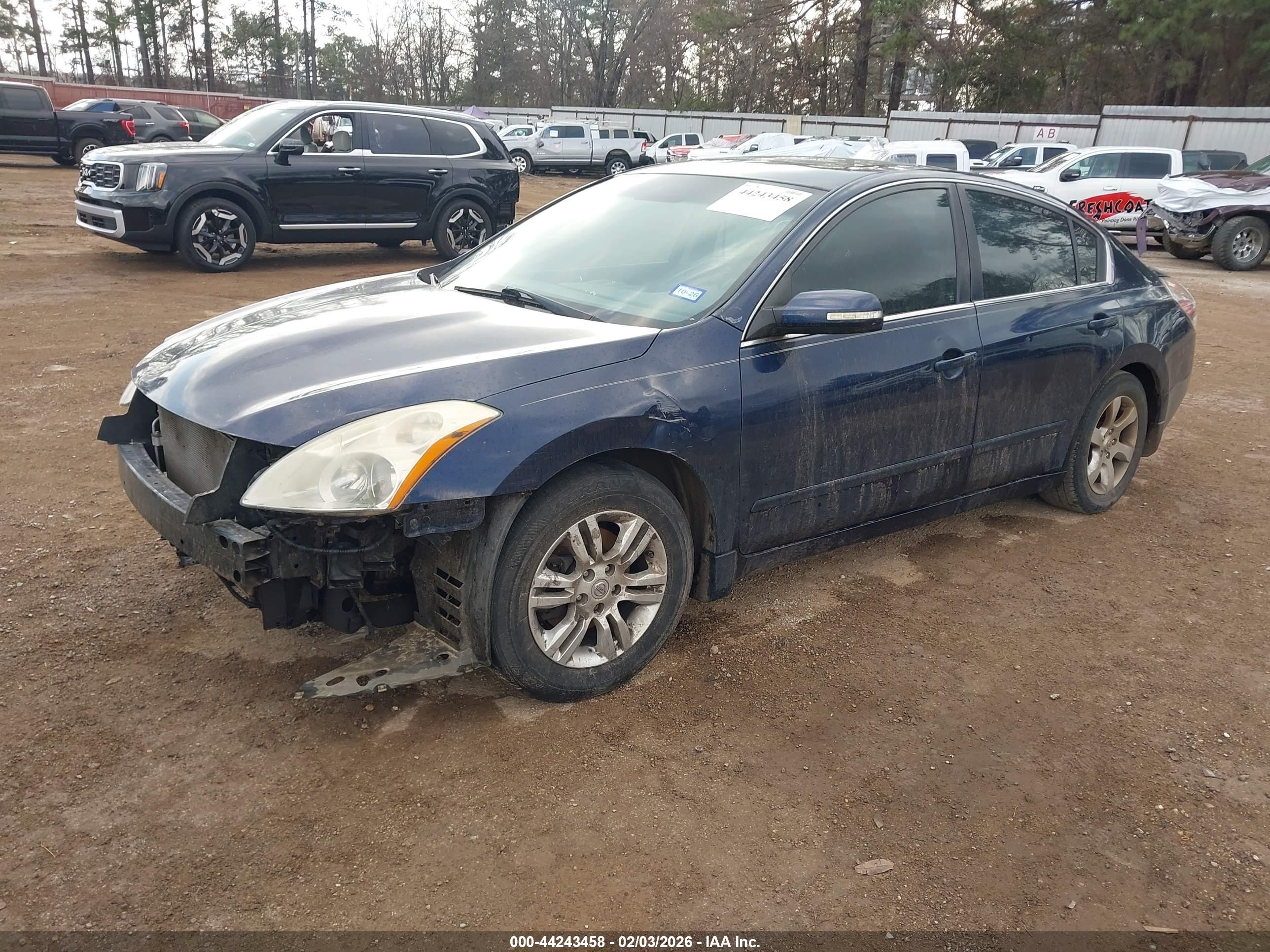 NISSAN ALTIMA image 2