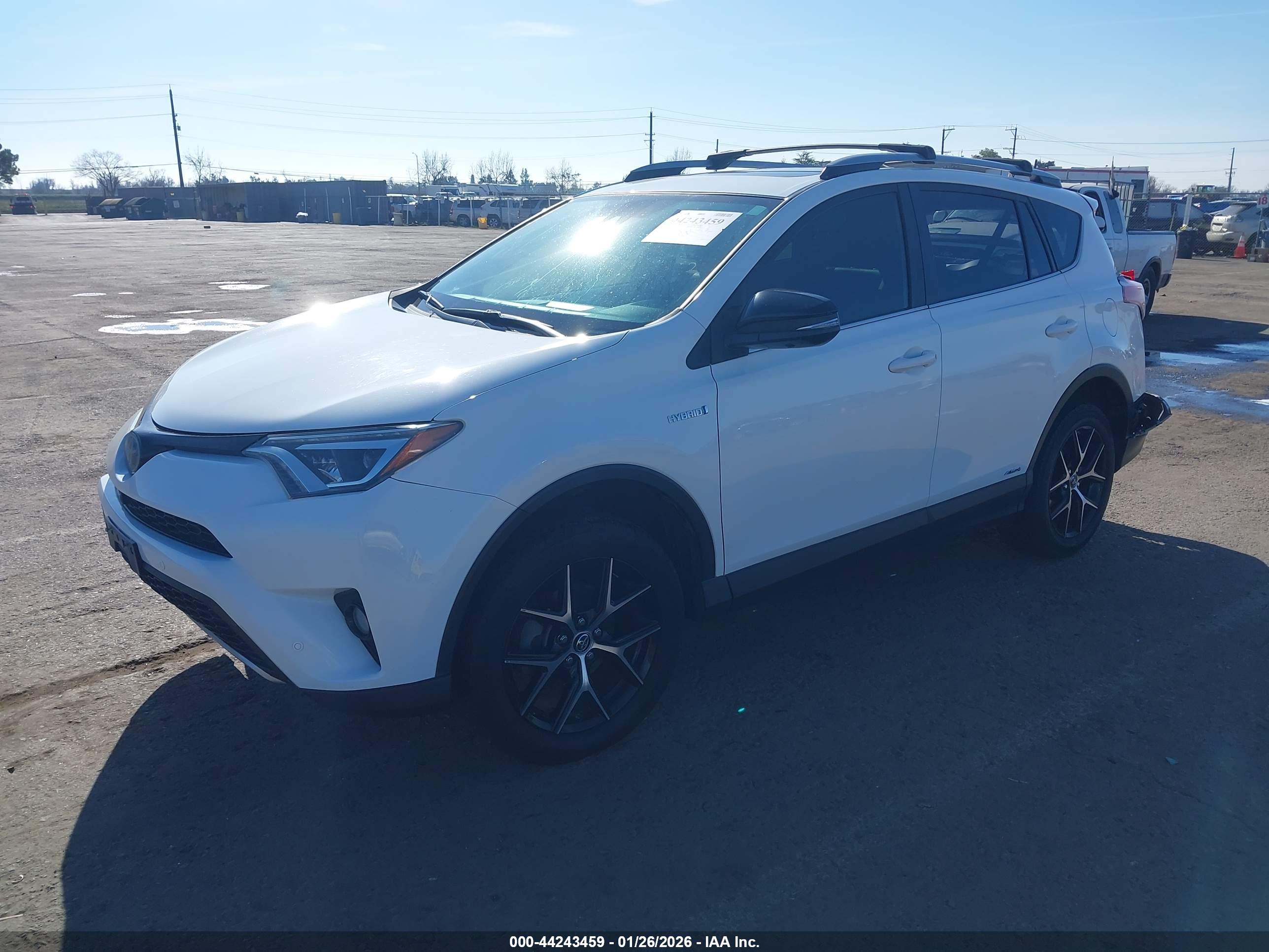 TOYOTA RAV4 image 2