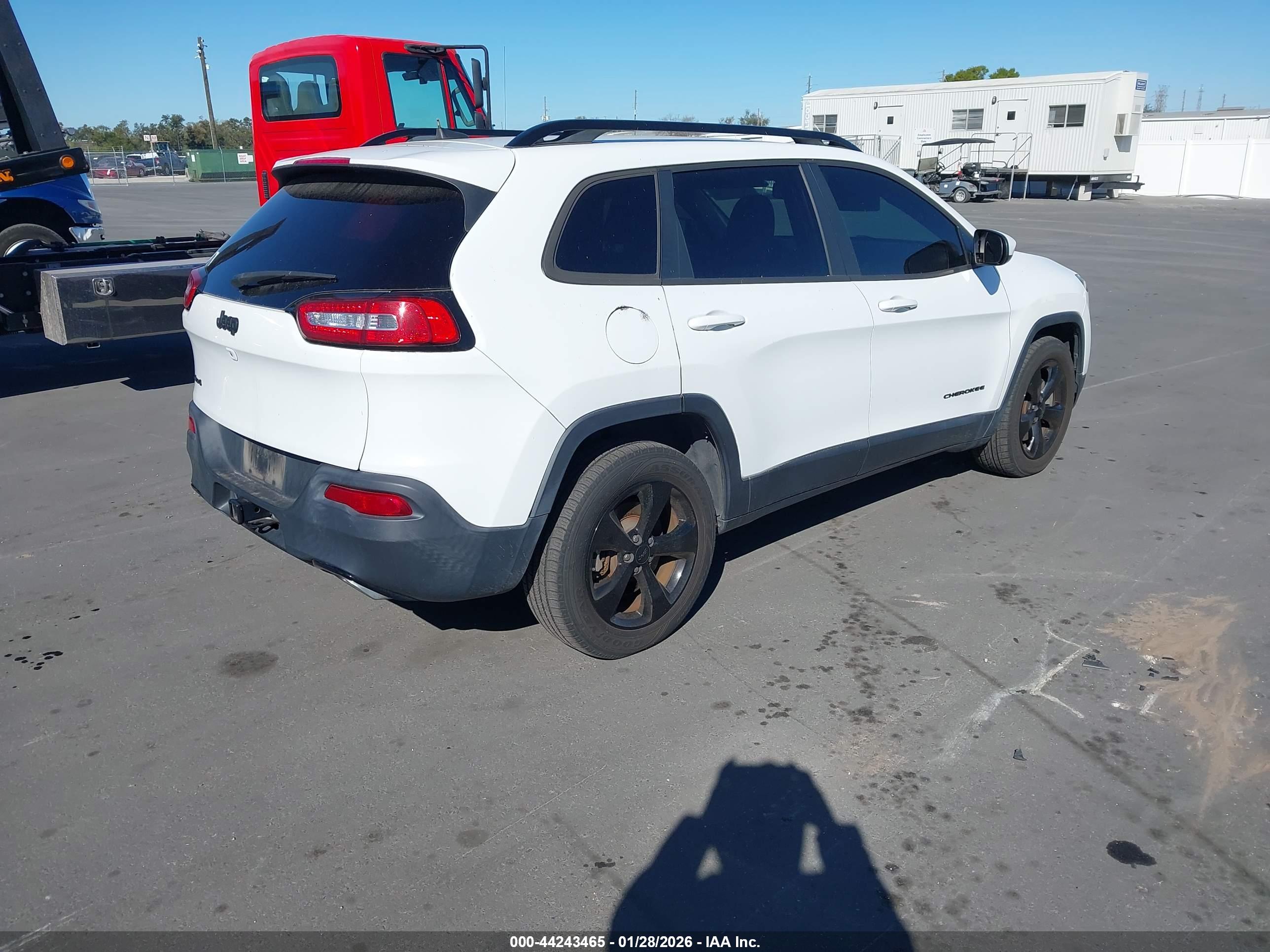 JEEP CHEROKEE image 4