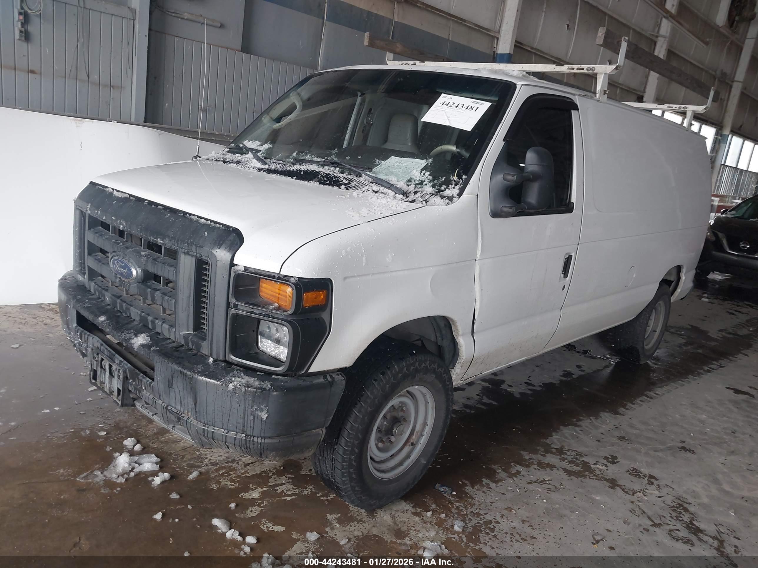 FORD E-350 image 2